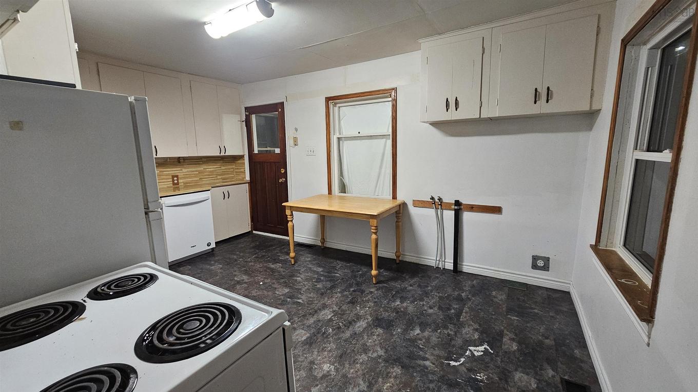 67 Junction Road, Springhill, NS