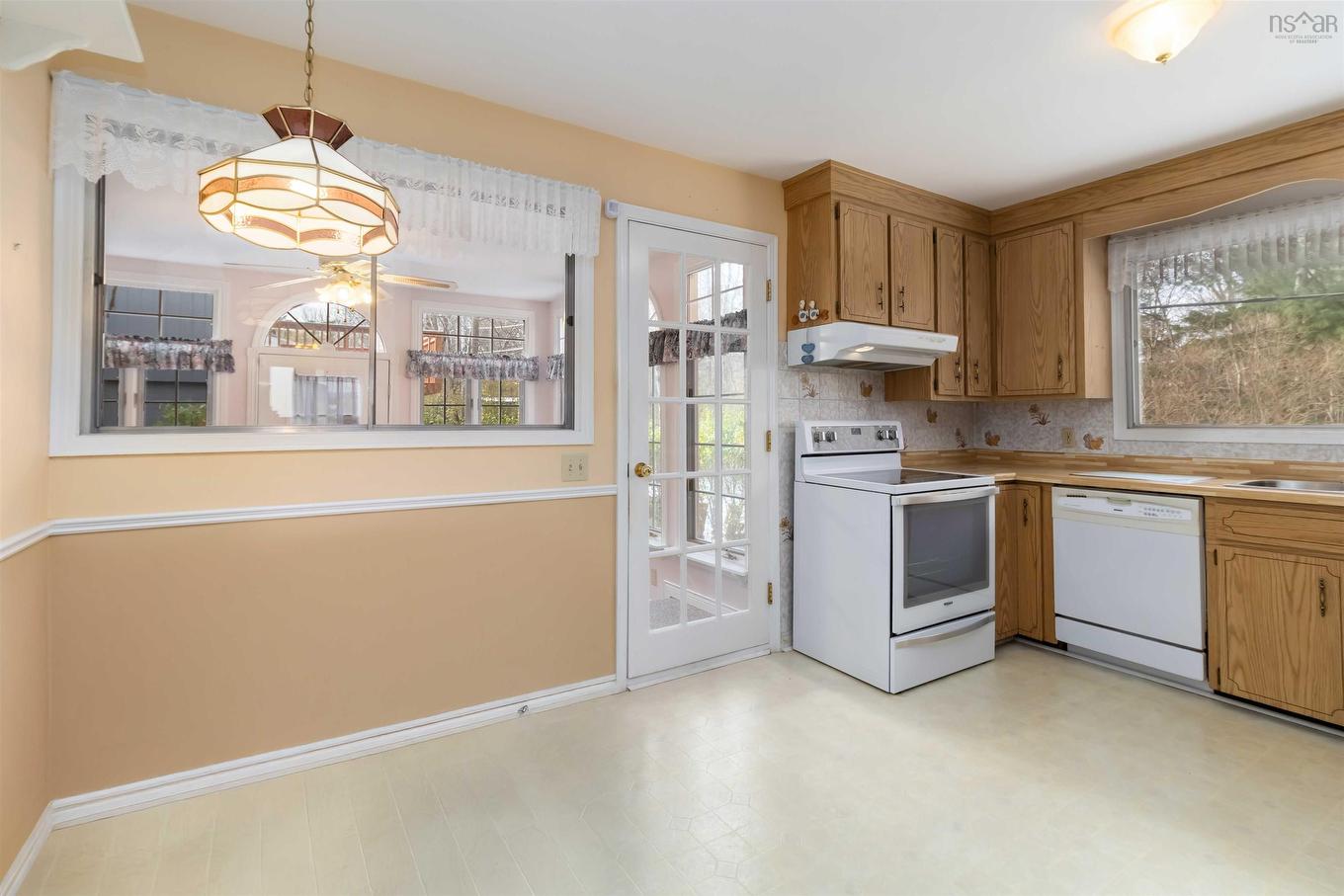 71 Woodward Crescent, Halifax, NS