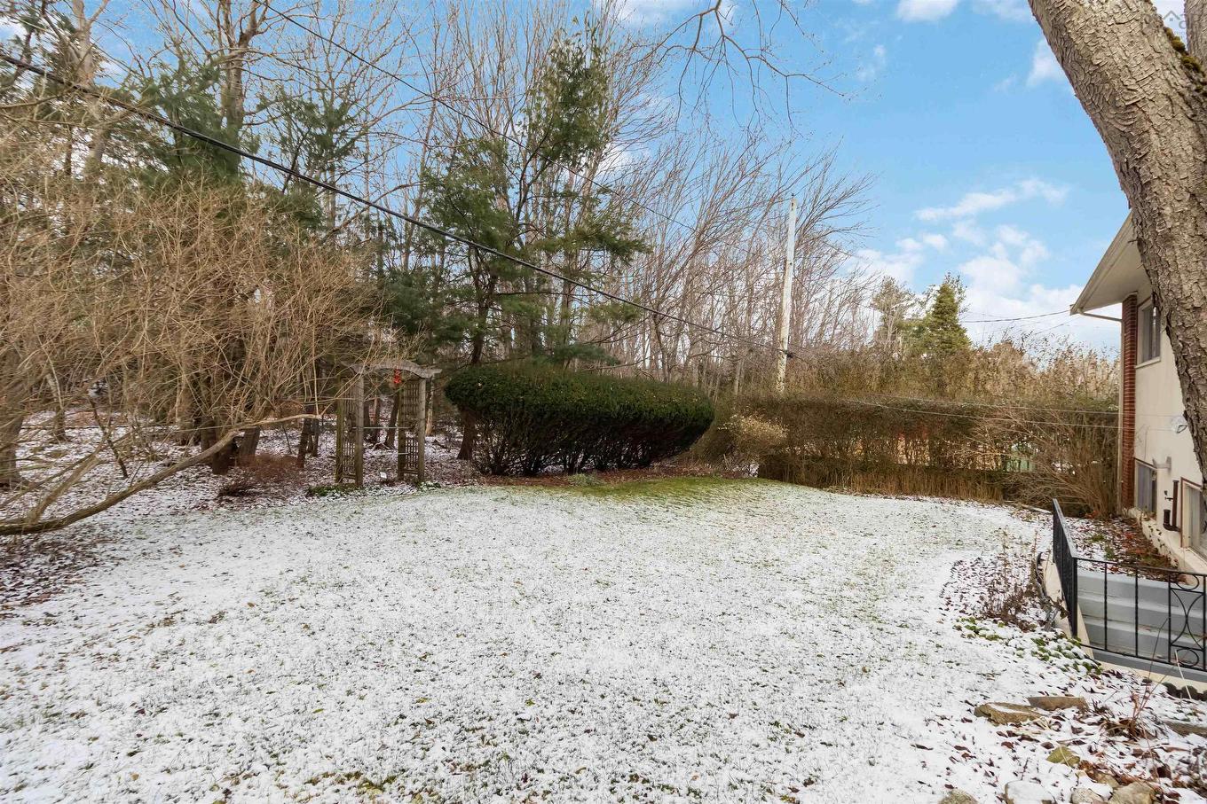 71 Woodward Crescent, Halifax, NS