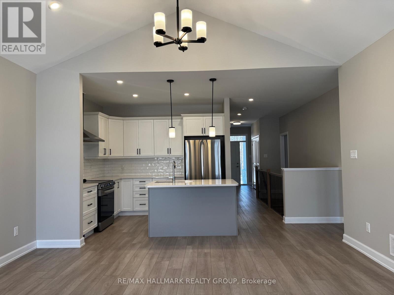 1497 Flanders Road, Brockville, ON - Indoor Photo Showing Kitchen With Upgraded Kitchen