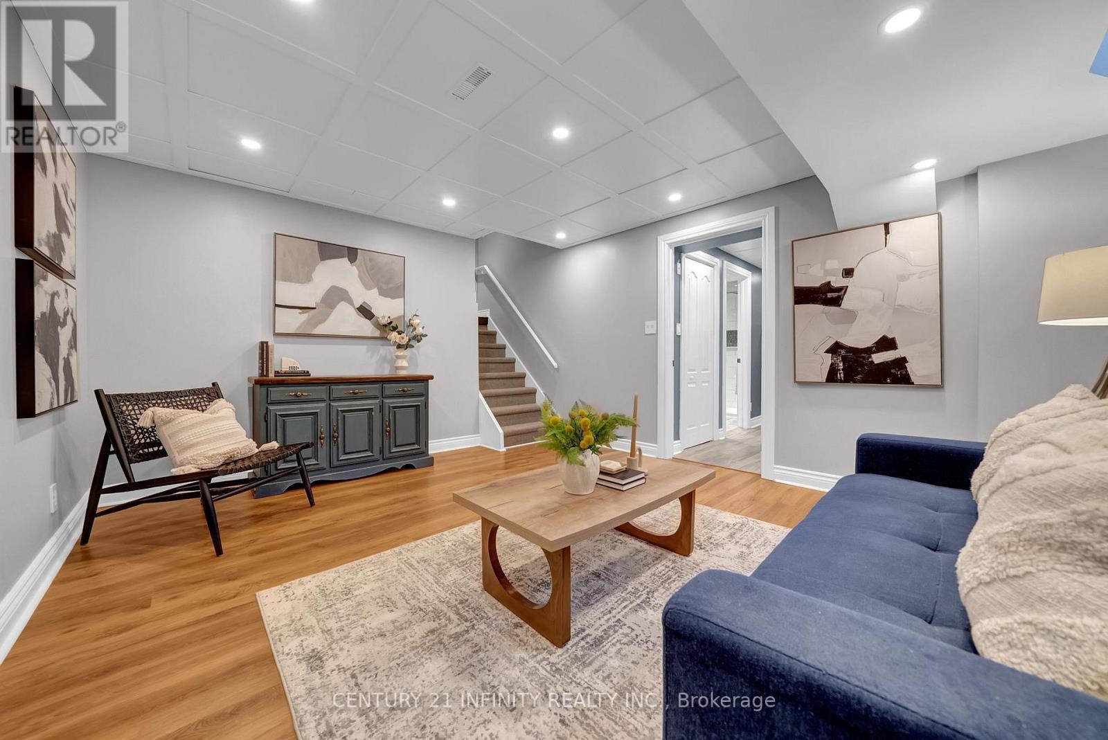 14 Shannon Court, Whitby (Lynde Creek), ON - Indoor