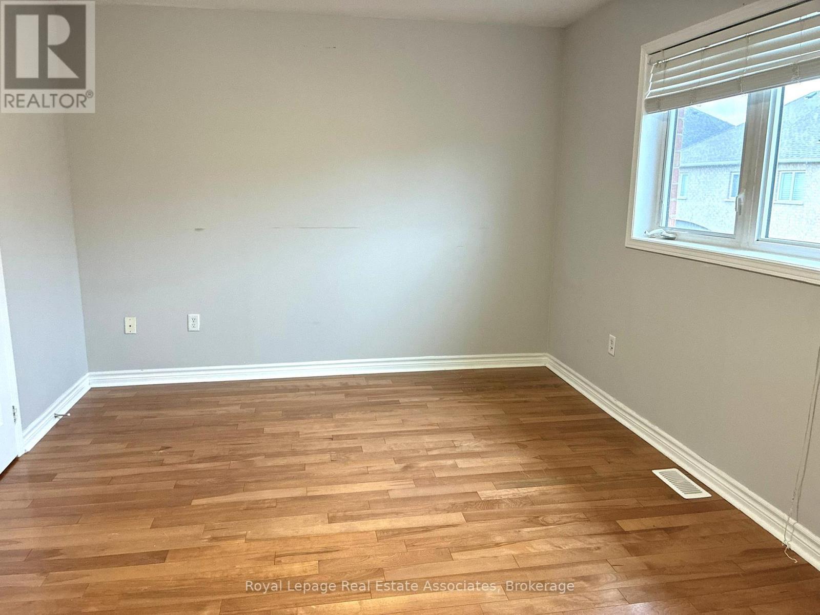 21 Ridgegate Place, Hamilton, ON - Indoor Photo Showing Other Room