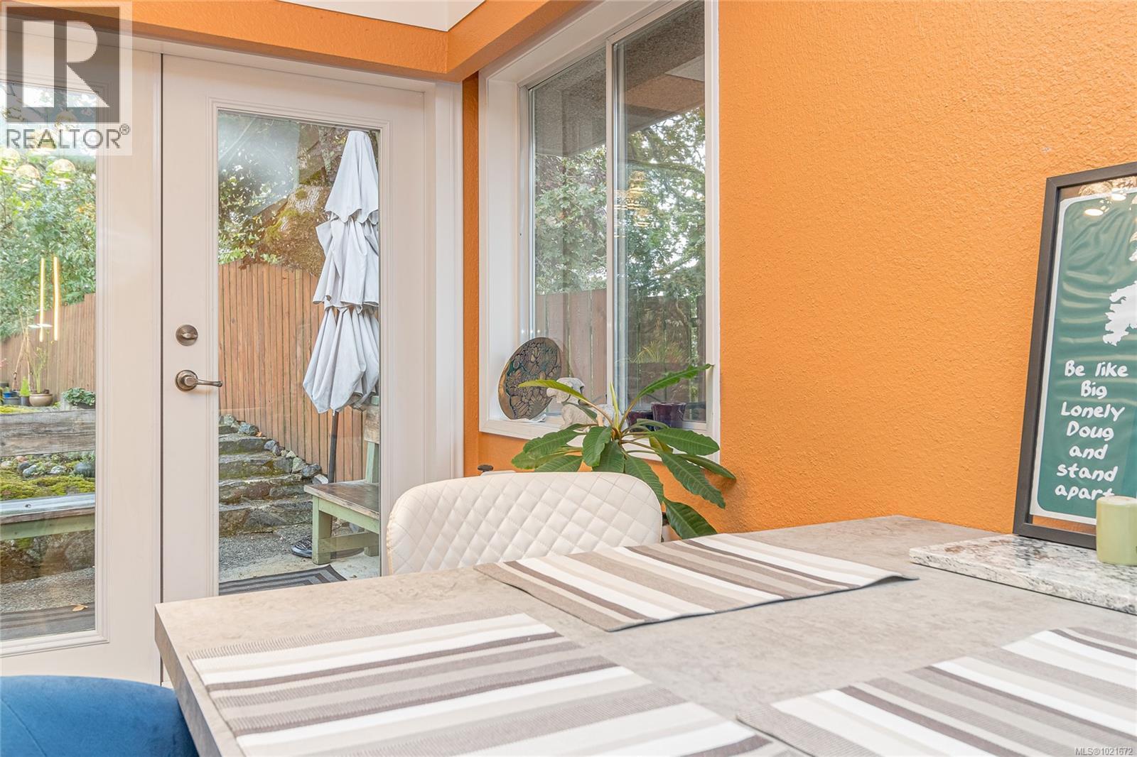 3837 Wilkinson Rd, Saanich, BC - Indoor Photo Showing Other Room