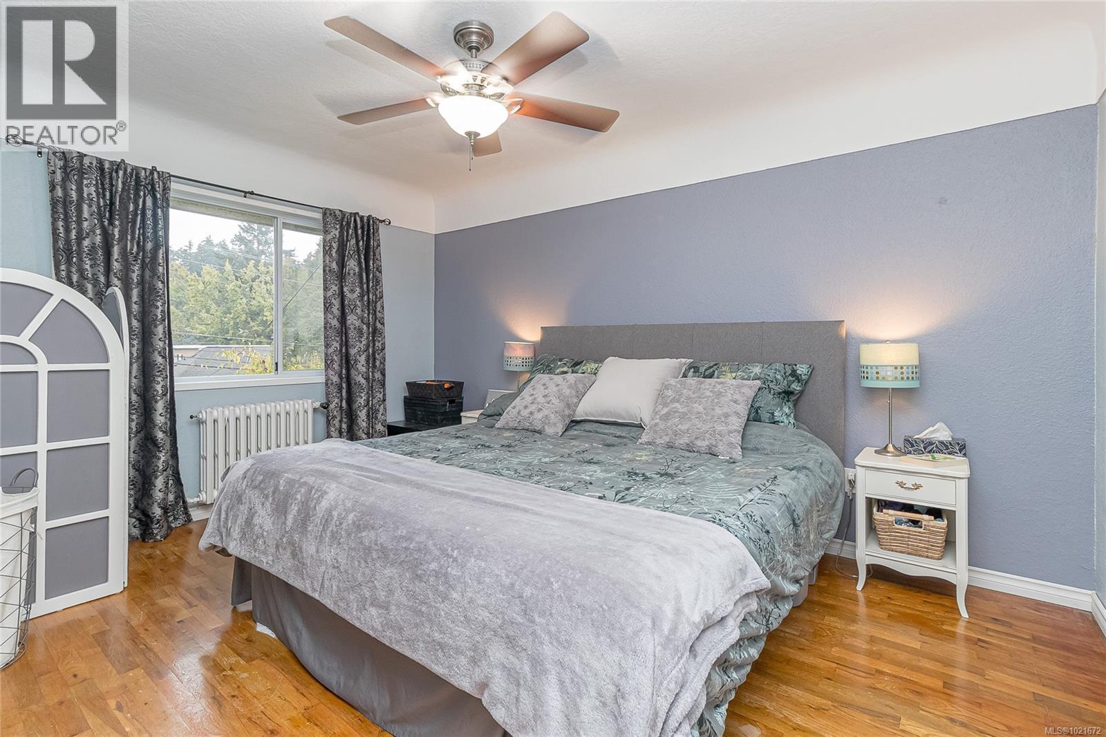 3837 Wilkinson Rd, Saanich, BC - Indoor Photo Showing Bedroom