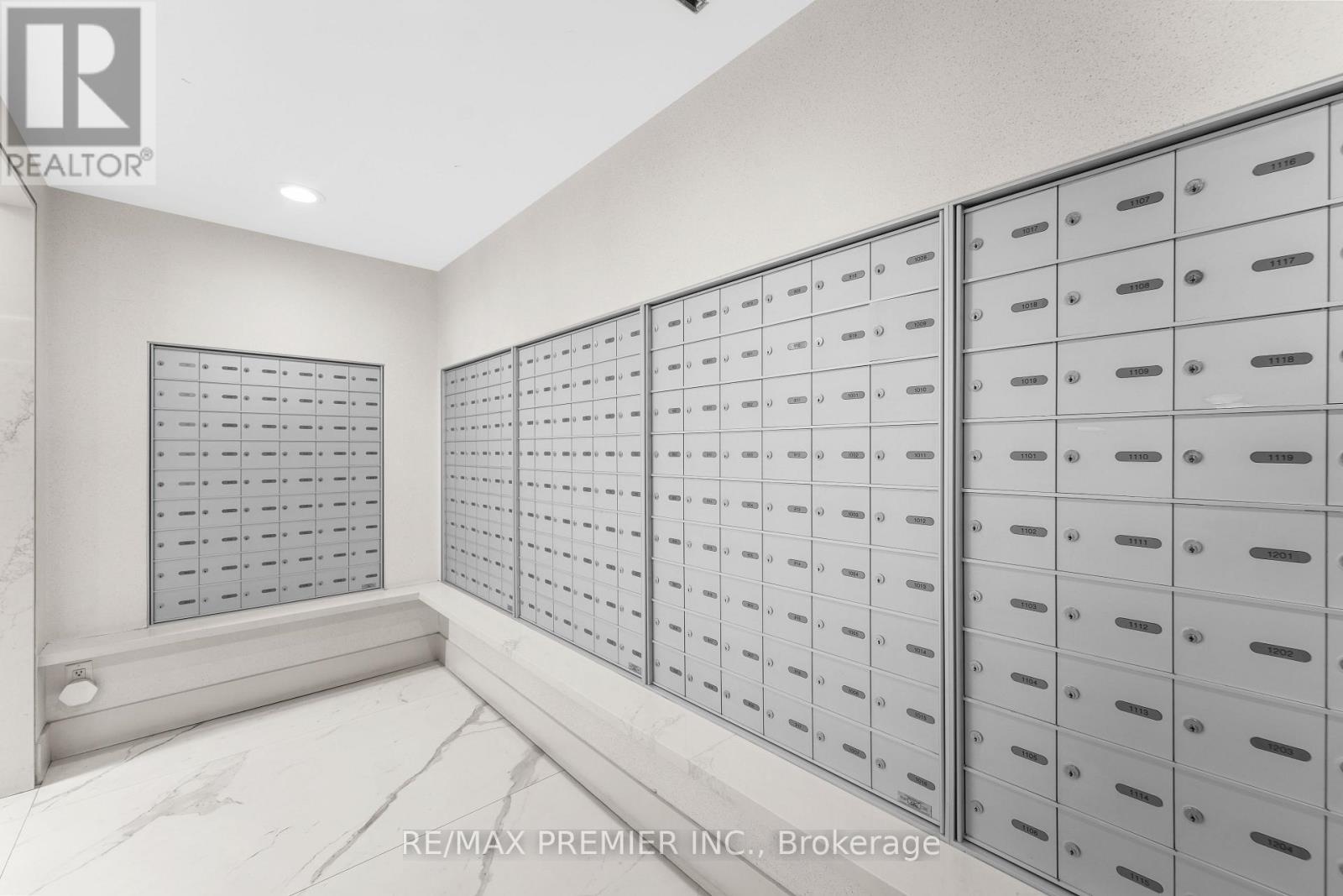 102 - 38 Monte Kwinter Court, Toronto, ON - Indoor Photo Showing Other Room