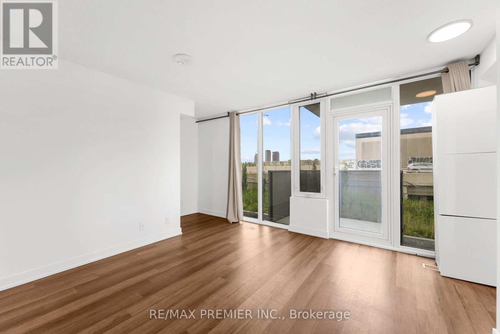 102 - 38 Monte Kwinter Court, Toronto, ON - Indoor Photo Showing Other Room