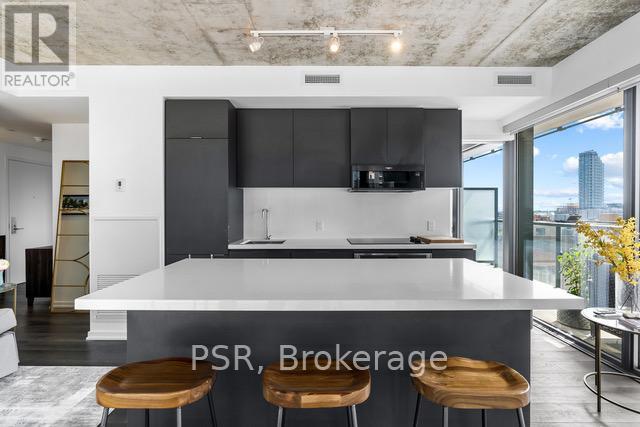 910 - 60 Colborne Street, Toronto, ON - Indoor Photo Showing Kitchen With Upgraded Kitchen