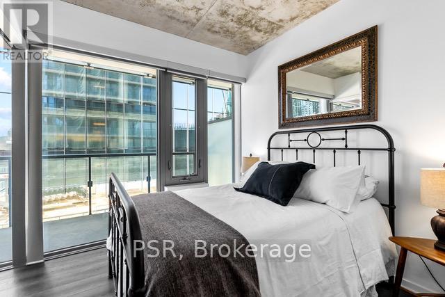 910 - 60 Colborne Street, Toronto, ON - Indoor Photo Showing Bedroom