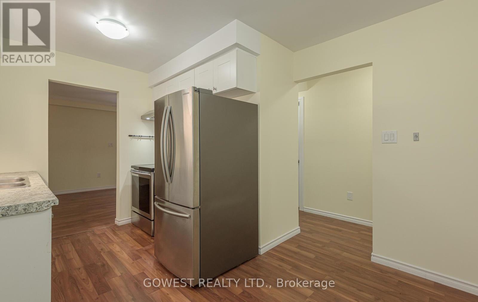 64 - 222 Pearson Street, Oshawa, ON - Indoor