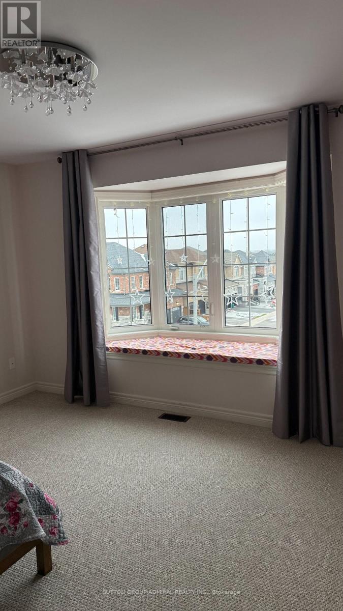 80 Inverness Way, Bradford West Gwillimbury, ON - Indoor