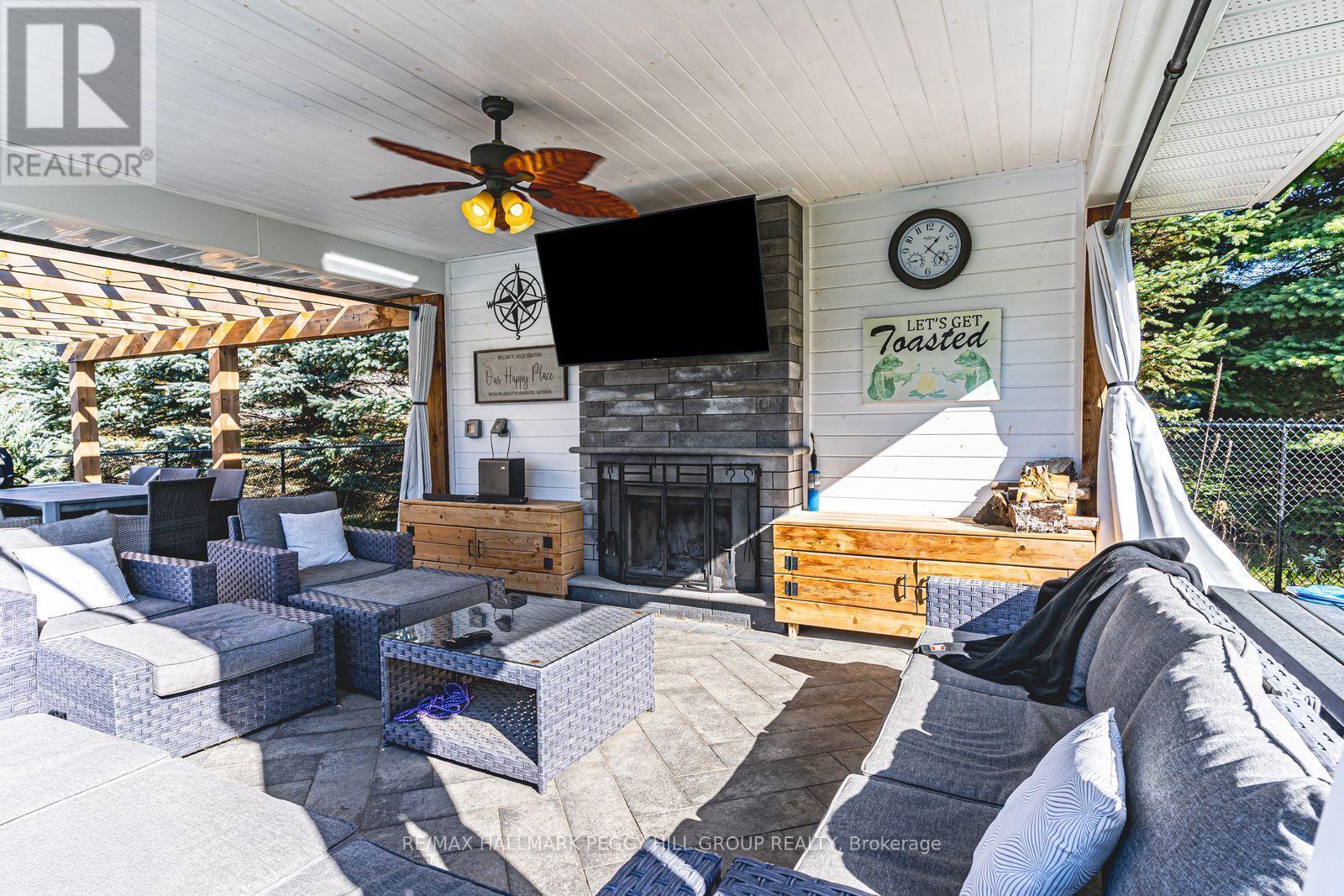 5 Munro Court, Springwater, ON - Outdoor With Deck Patio Veranda