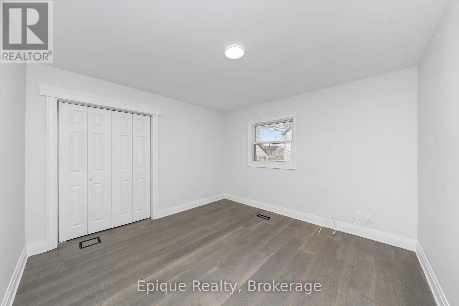 690 Rosedale Avenue, Sarnia, ON - Indoor Photo Showing Other Room