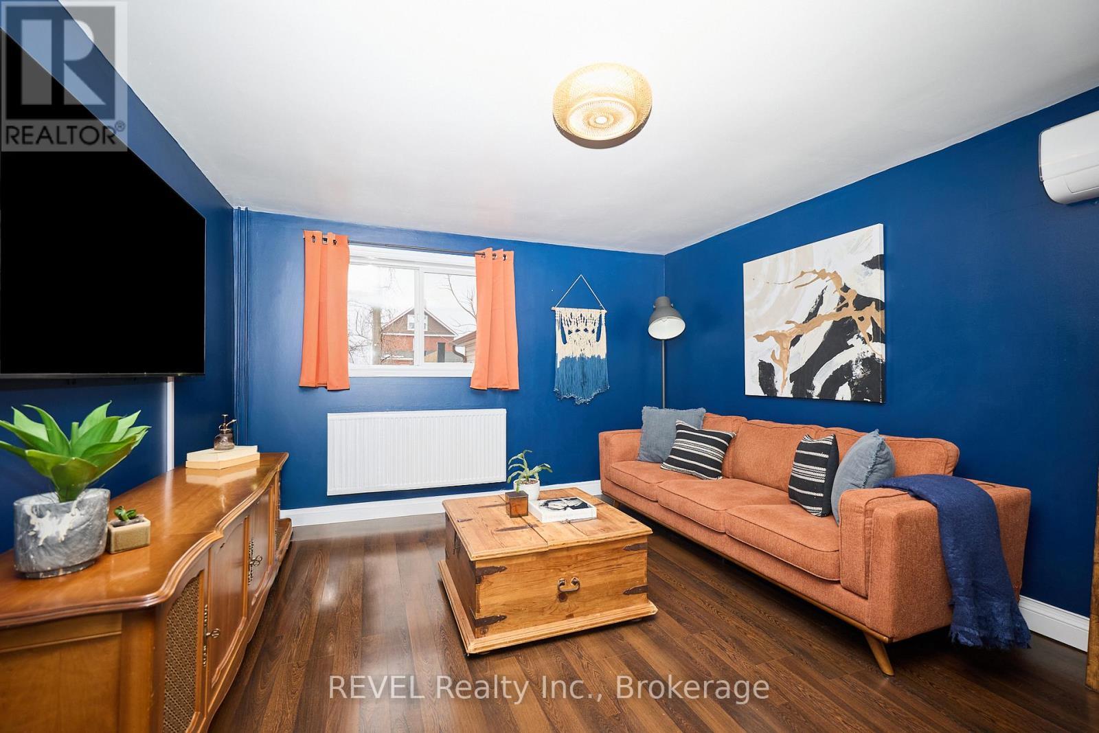 16 Jones Lane, Welland (Lincoln/Crowland), ON - Indoor