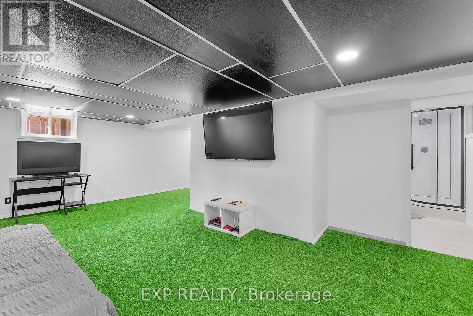 249 Wallace Avenue S, Welland (Lincoln/Crowland), ON - Indoor