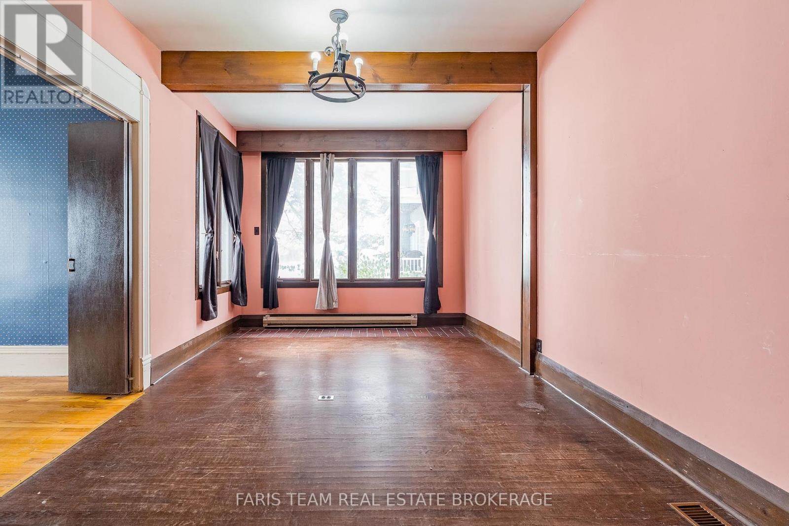 170 Kempenfelt Drive, Barrie, ON - Indoor Photo Showing Other Room