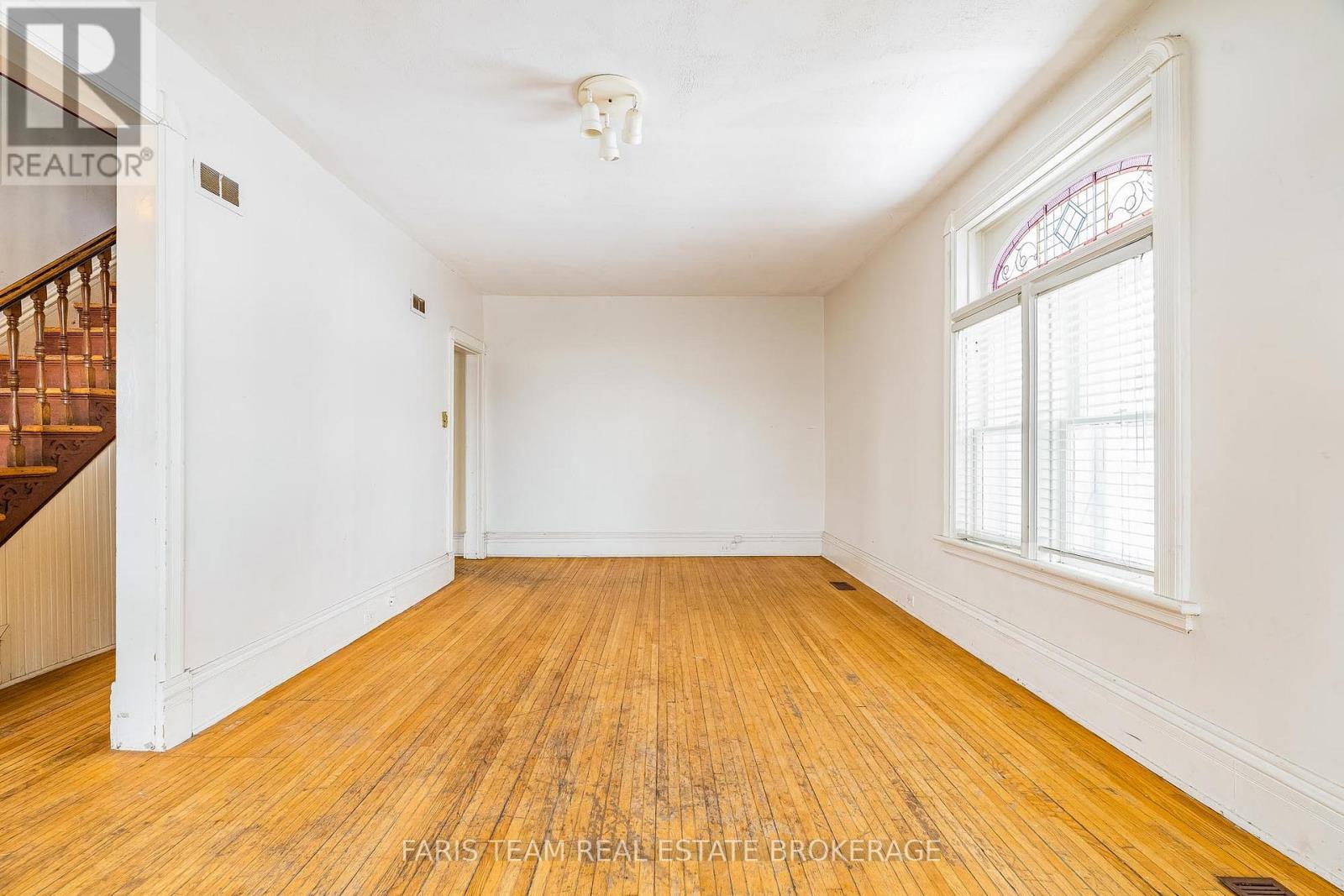 170 Kempenfelt Drive, Barrie, ON - Indoor Photo Showing Other Room