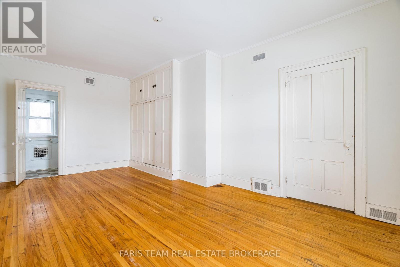170 Kempenfelt Drive, Barrie, ON - Indoor Photo Showing Other Room