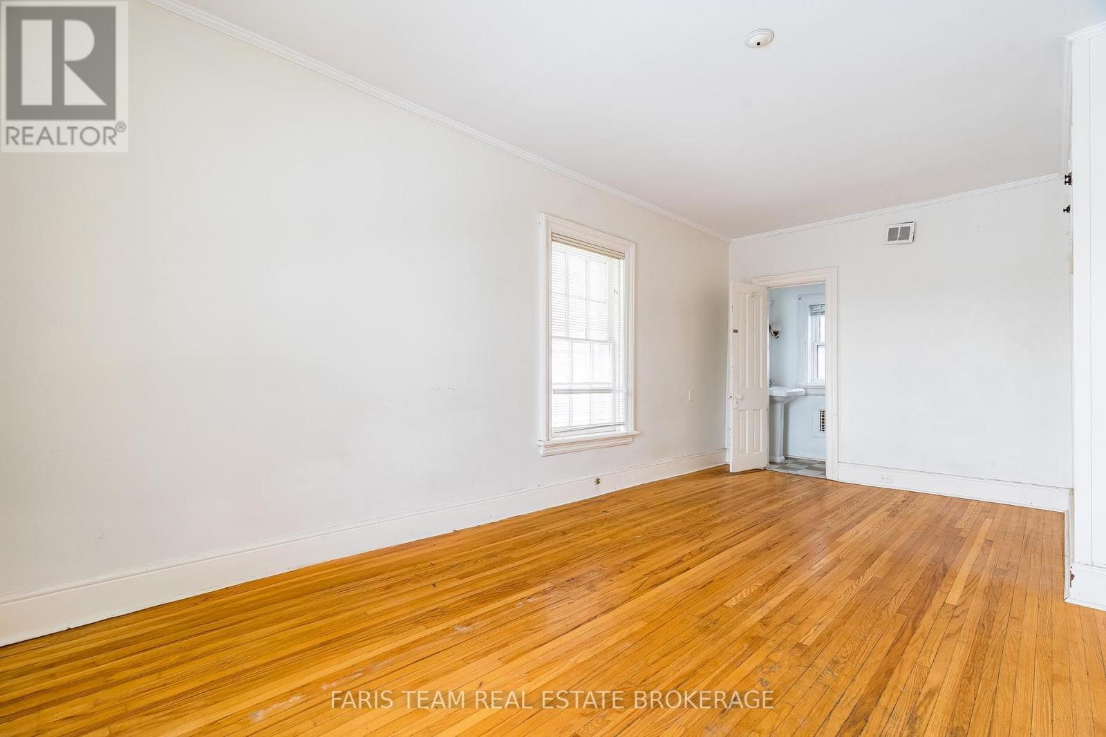 170 Kempenfelt Drive, Barrie, ON - Indoor Photo Showing Other Room