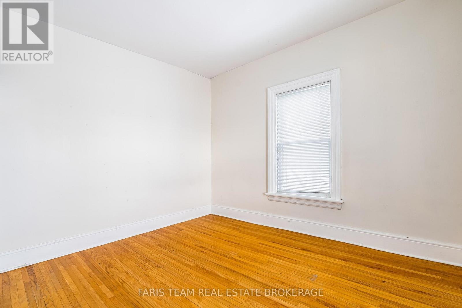 170 Kempenfelt Drive, Barrie, ON - Indoor Photo Showing Other Room