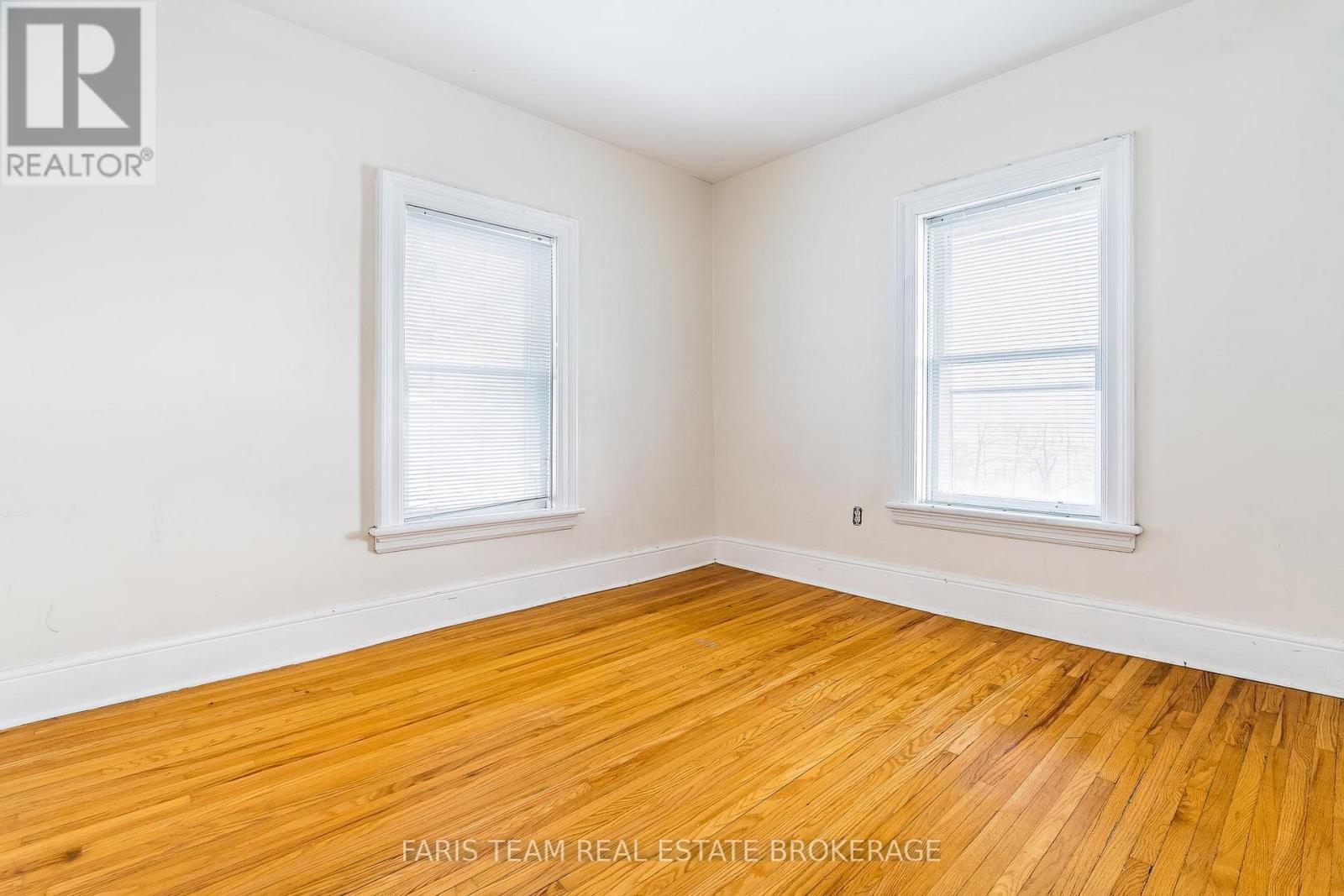 170 Kempenfelt Drive, Barrie, ON - Indoor Photo Showing Other Room