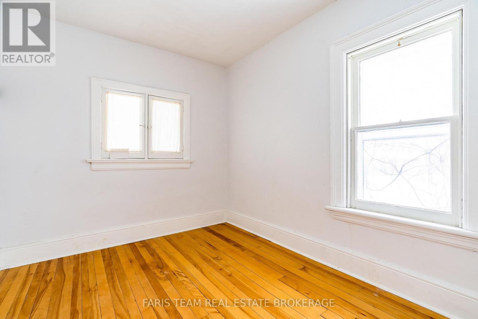170 Kempenfelt Drive, Barrie, ON - Indoor Photo Showing Other Room