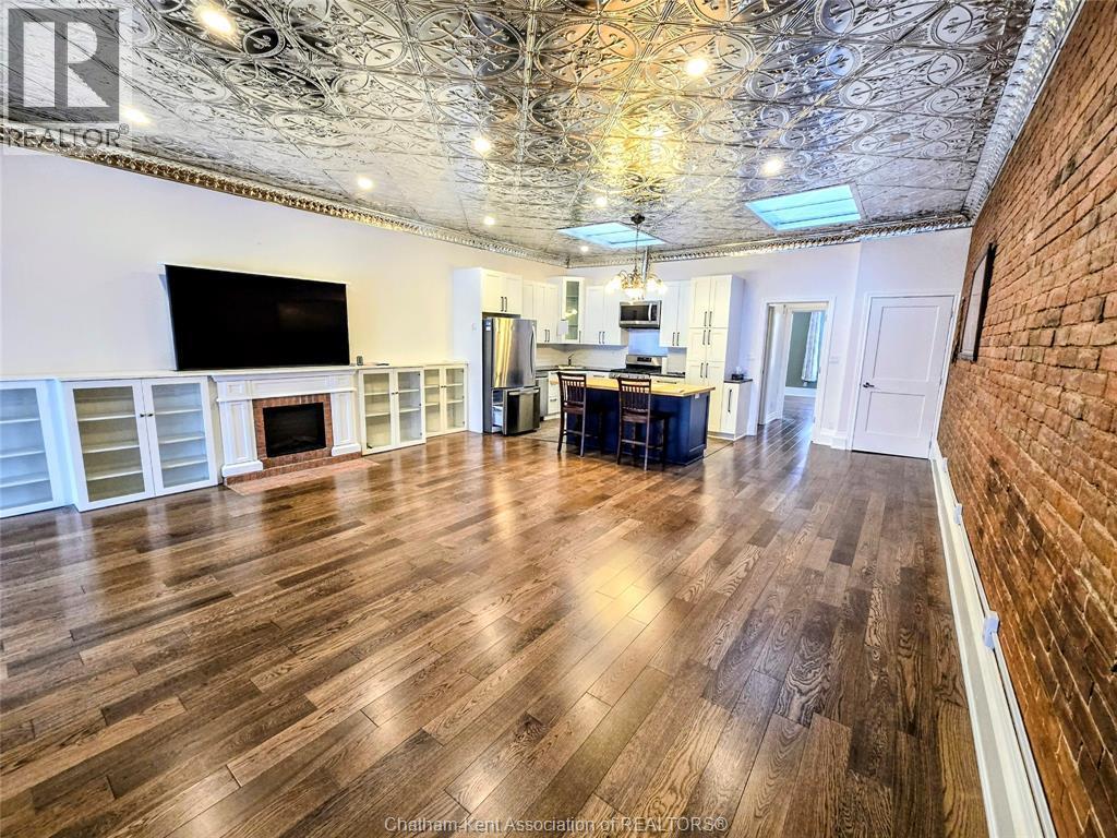 163 Main Street, Dresden, ON