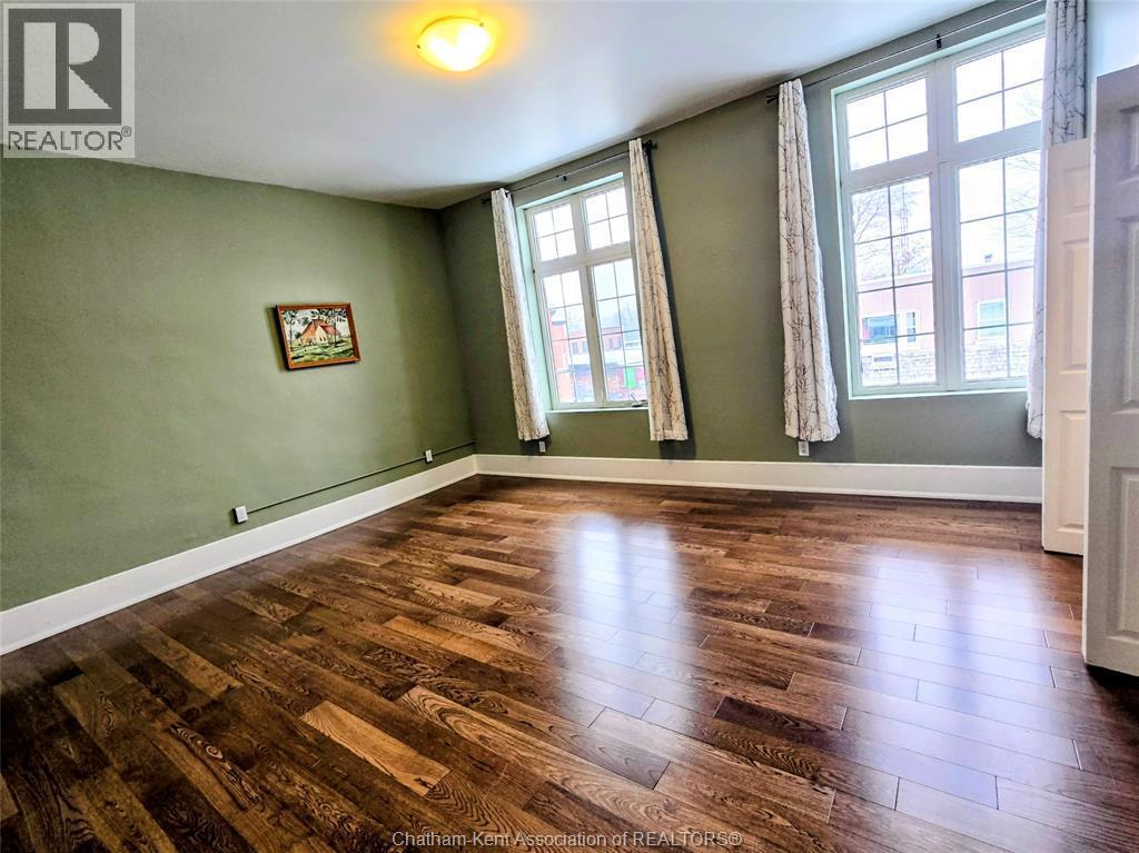 163 Main Street, Dresden, ON