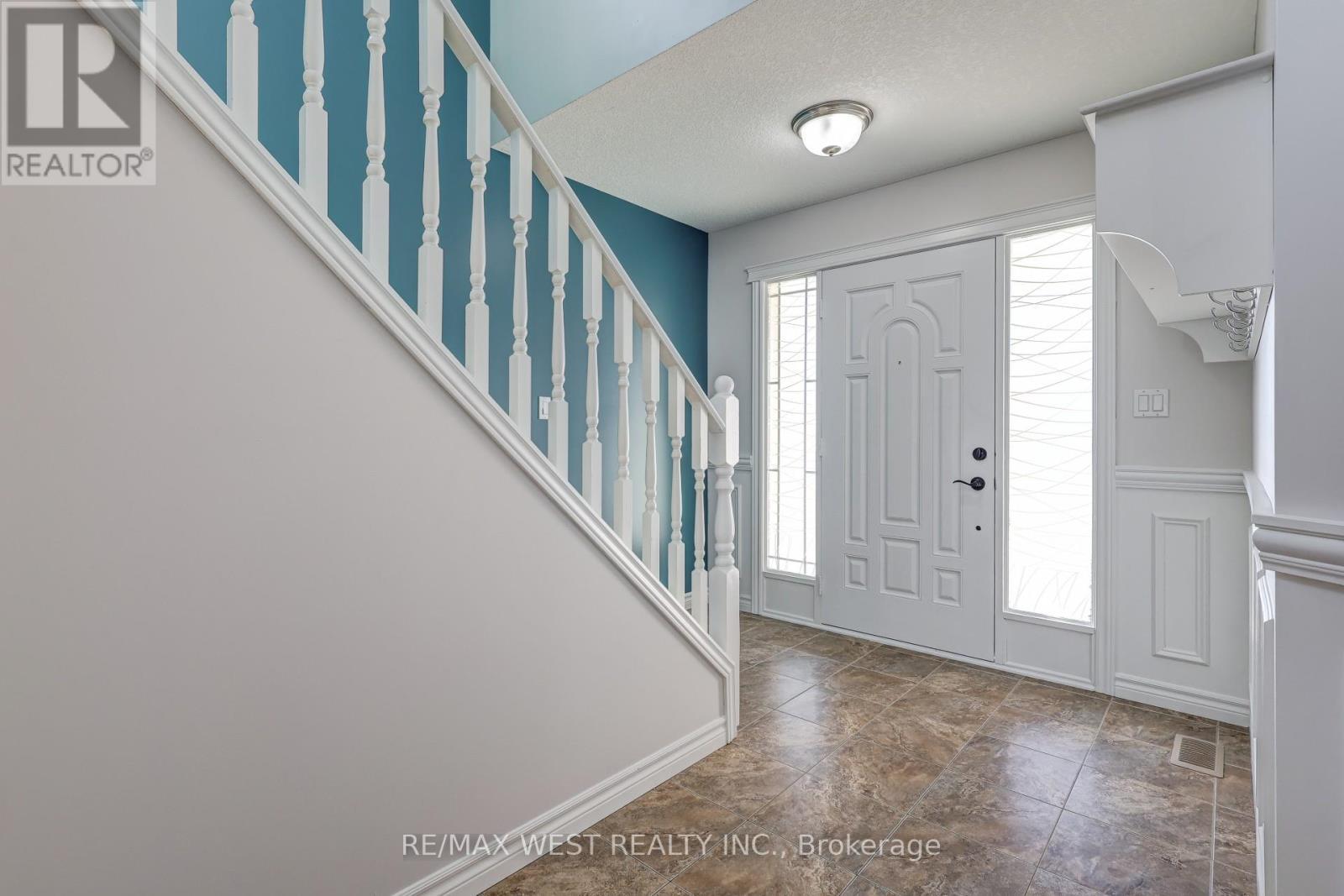 63 Havenwood Street, Middlesex Centre, ON - Indoor Photo Showing Other Room