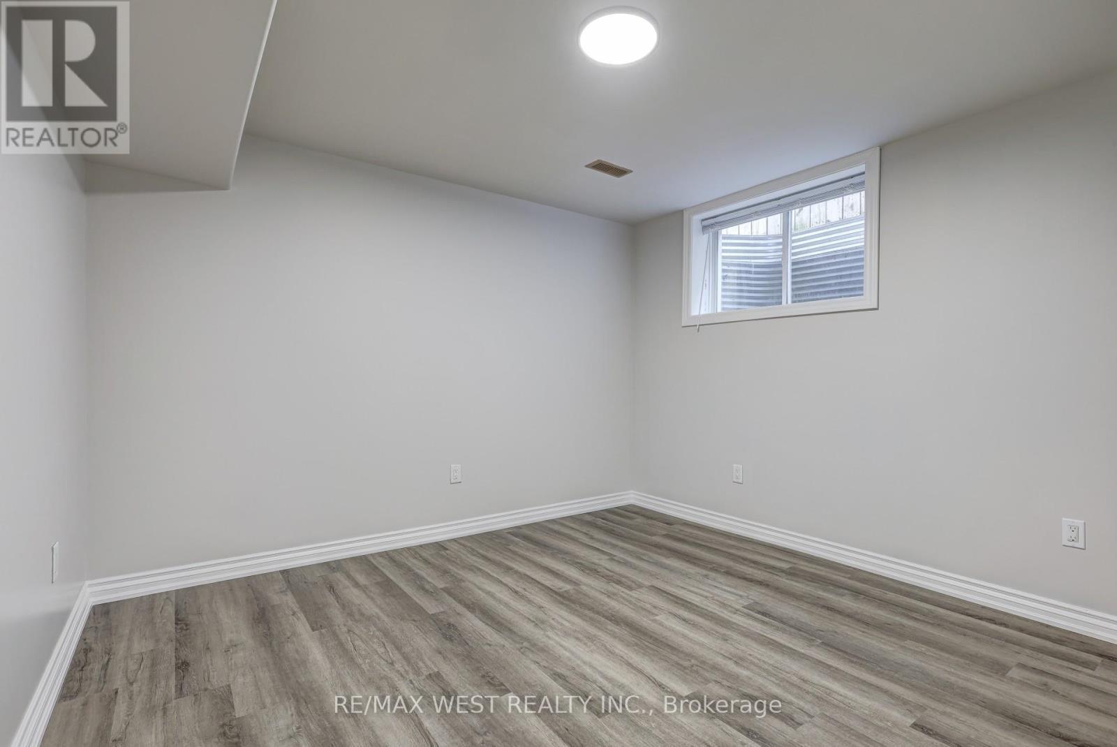 63 Havenwood Street, Middlesex Centre, ON - Indoor Photo Showing Other Room