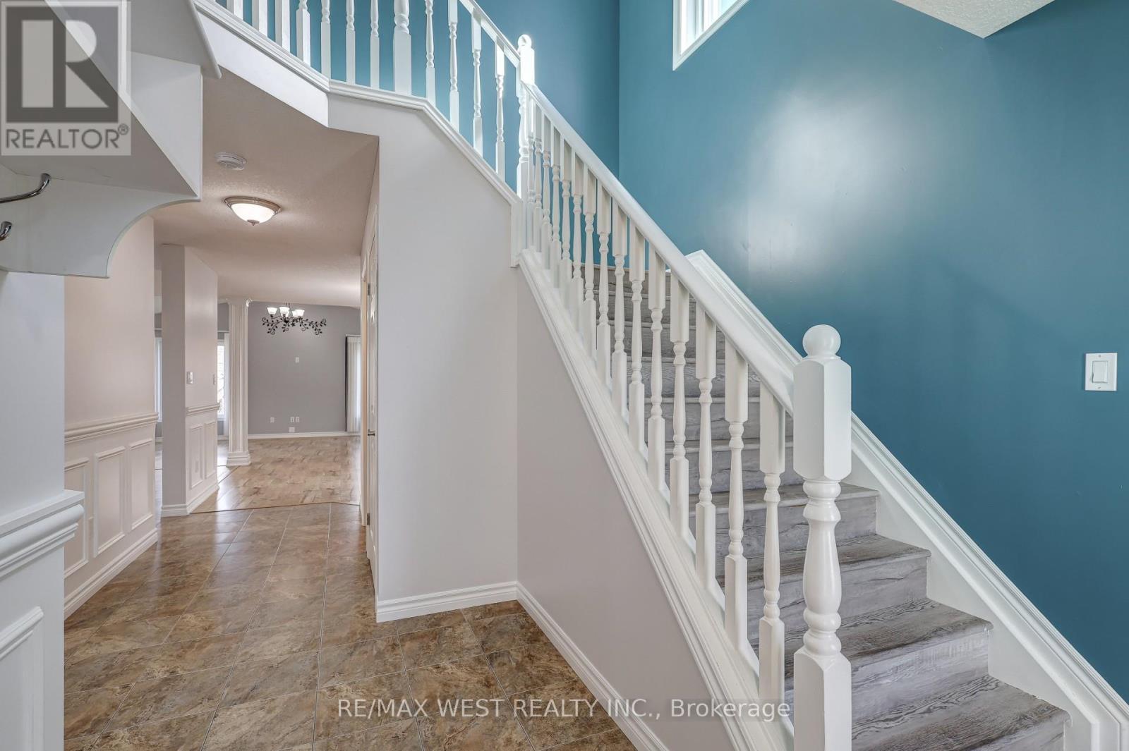 63 Havenwood Street, Middlesex Centre, ON - Indoor Photo Showing Other Room