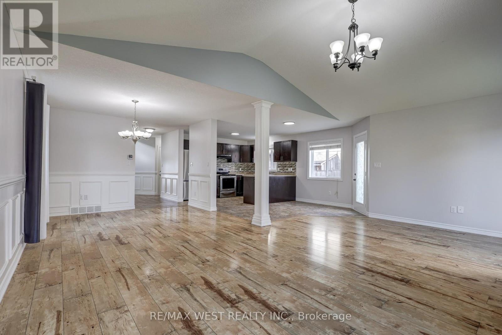63 Havenwood Street, Middlesex Centre, ON - Indoor Photo Showing Other Room