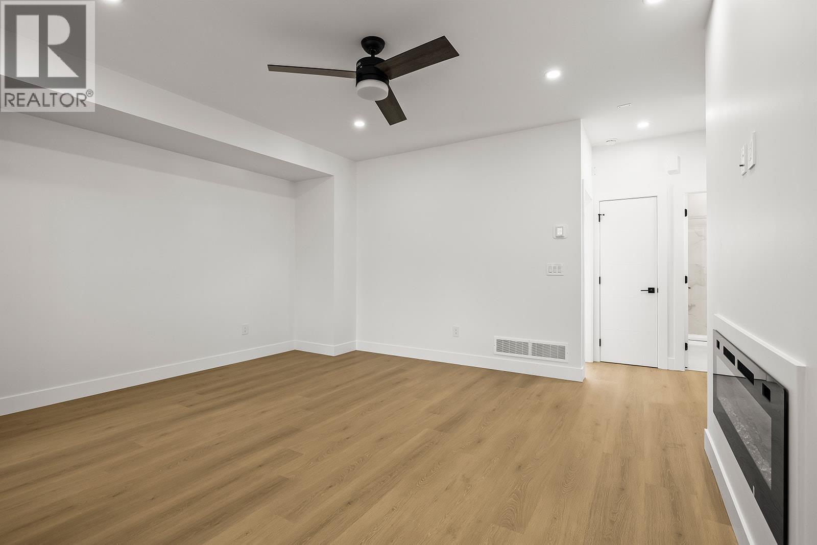 2709 Hewl Road, West Kelowna, BC - Indoor Photo Showing Other Room