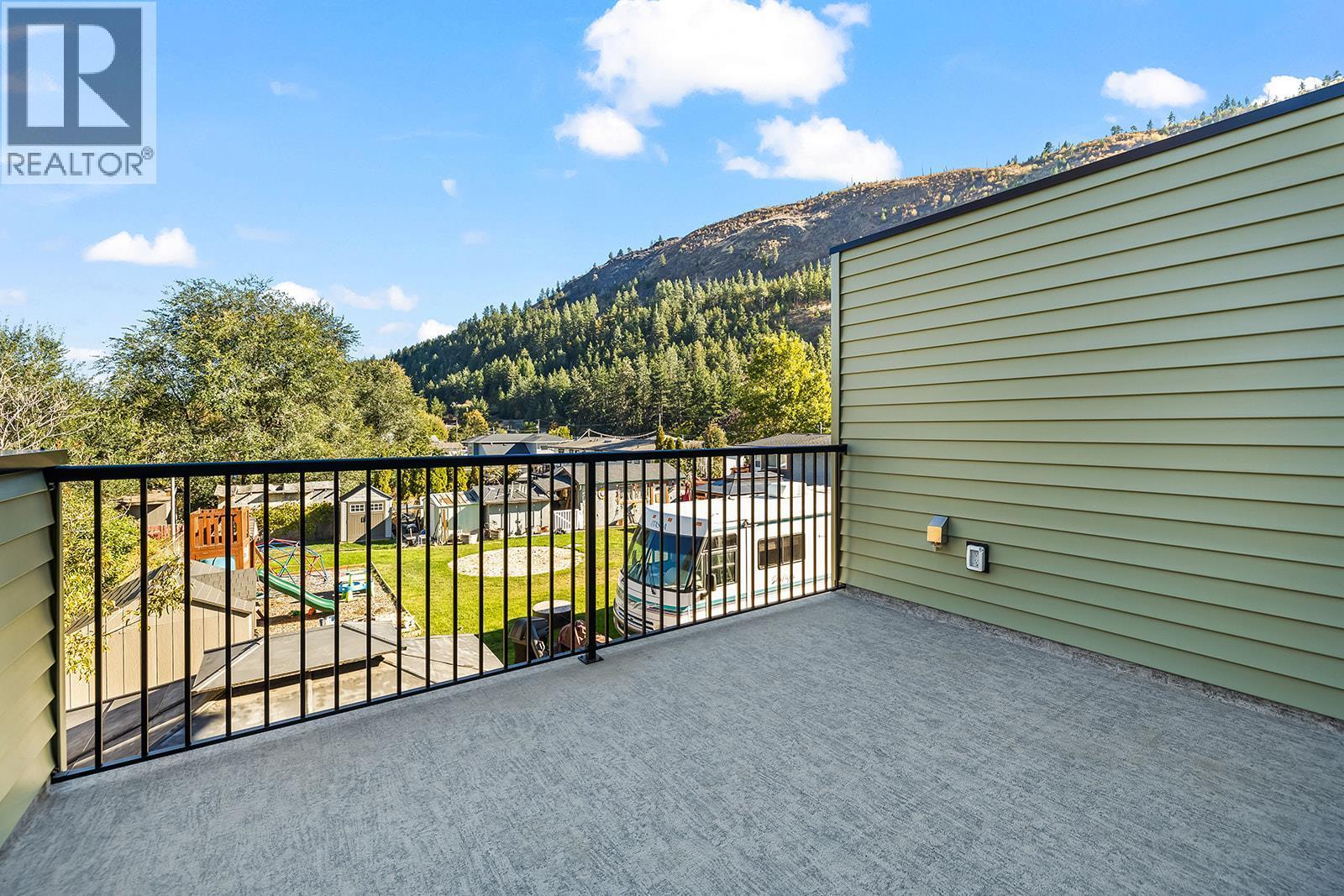 2709 Hewl Road, West Kelowna, BC - Outdoor