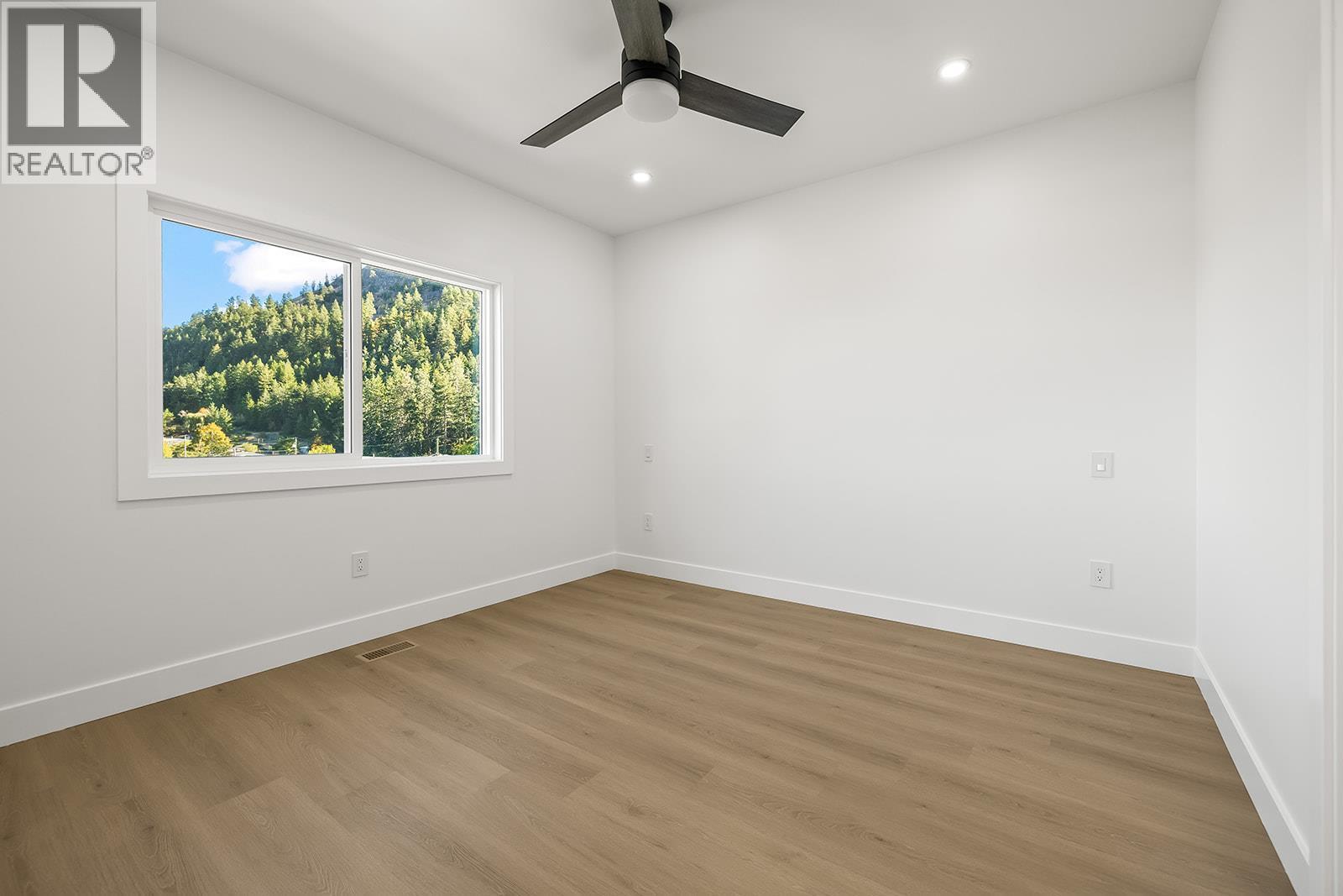 2709 Hewl Road, West Kelowna, BC - Indoor Photo Showing Other Room