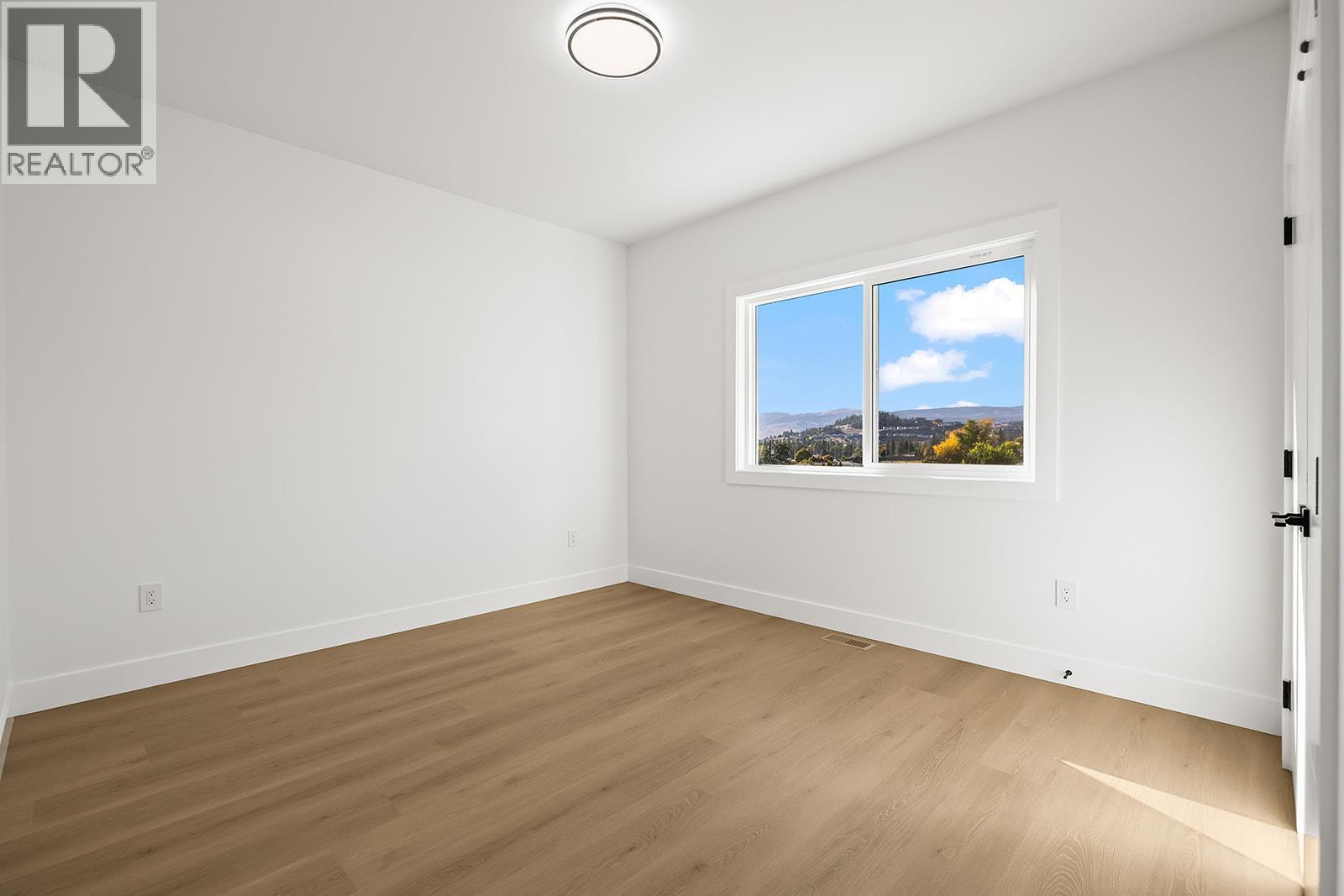 2709 Hewl Road, West Kelowna, BC - Indoor Photo Showing Other Room