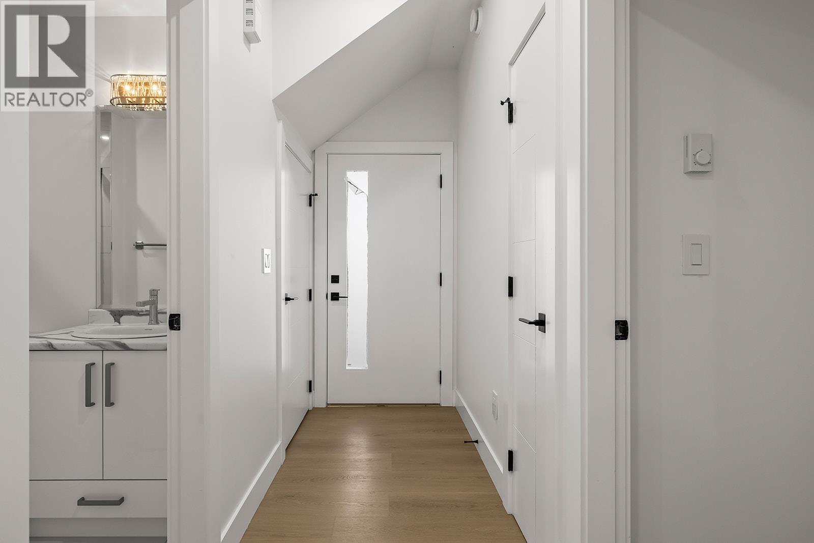 2709 Hewl Road, West Kelowna, BC - Indoor Photo Showing Other Room