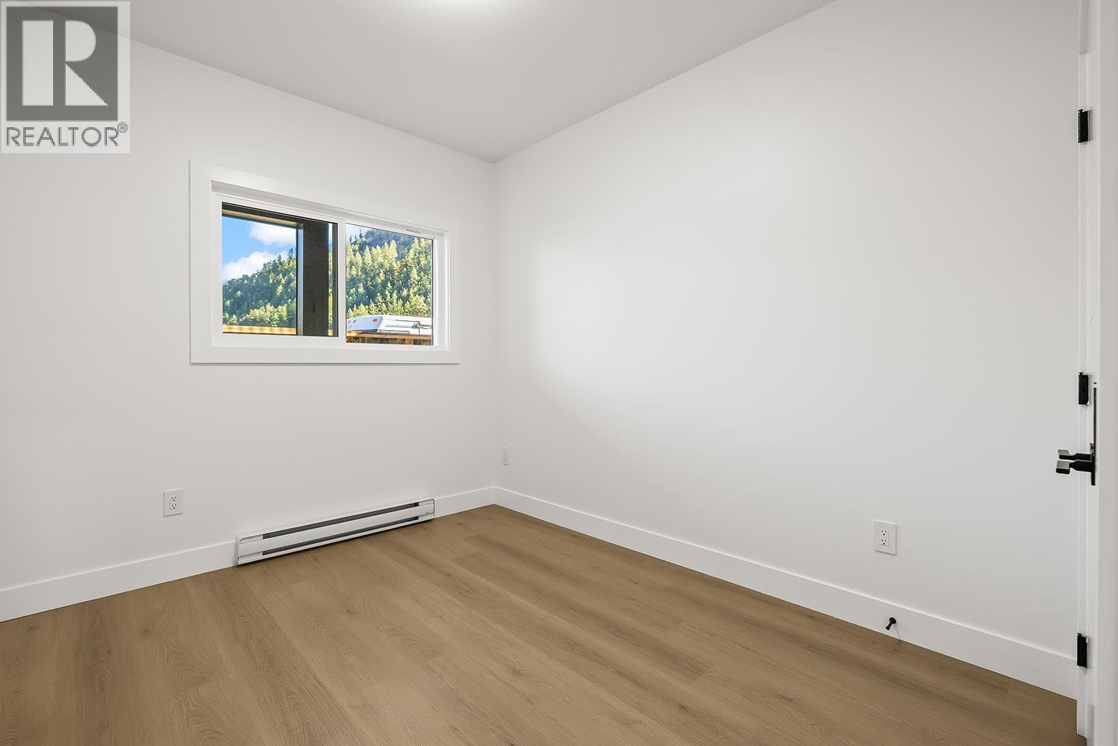 2709 Hewl Road, West Kelowna, BC - Indoor Photo Showing Other Room