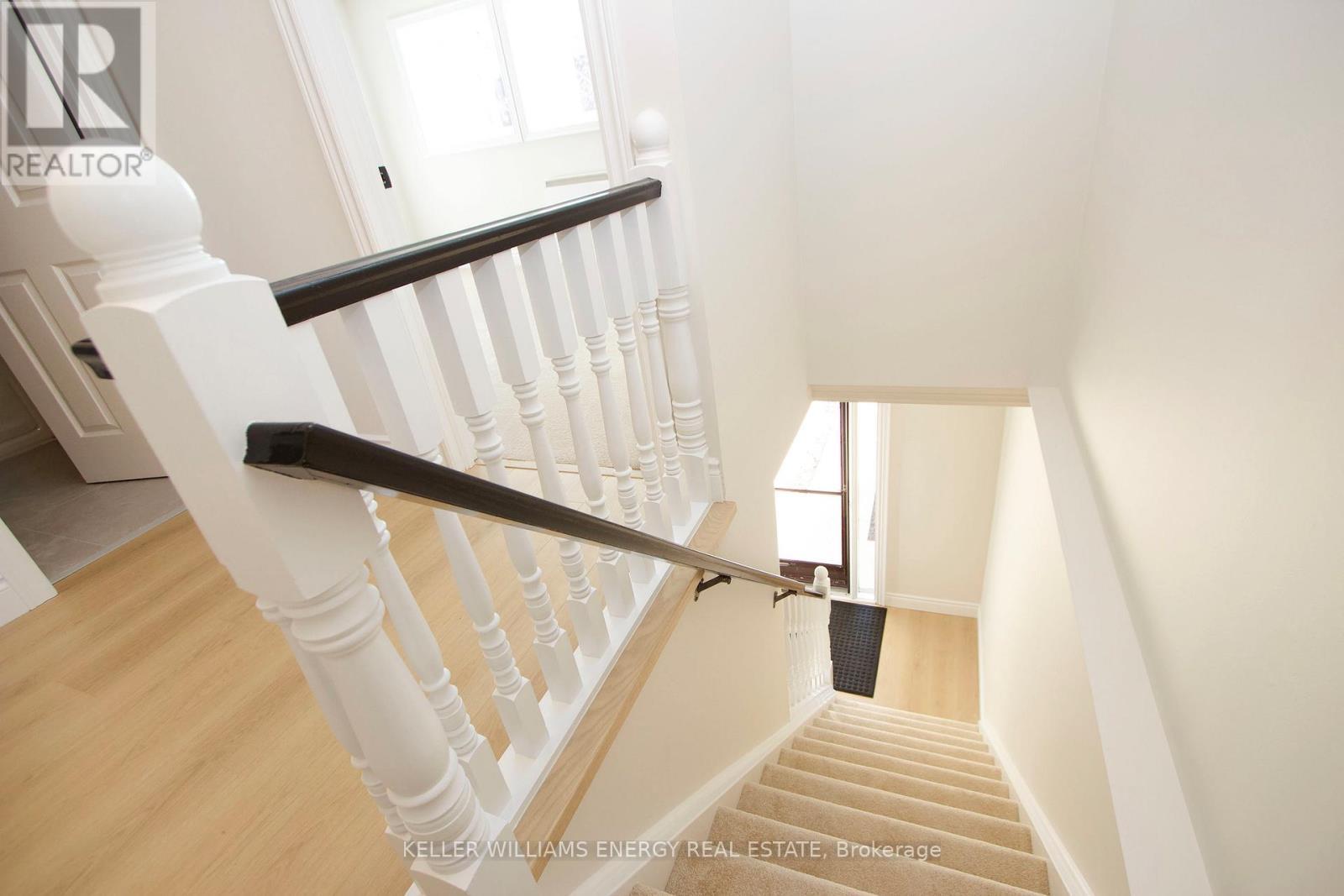 5 - 221 Ormond Drive, Oshawa (Samac), ON - Indoor Photo Showing Other Room