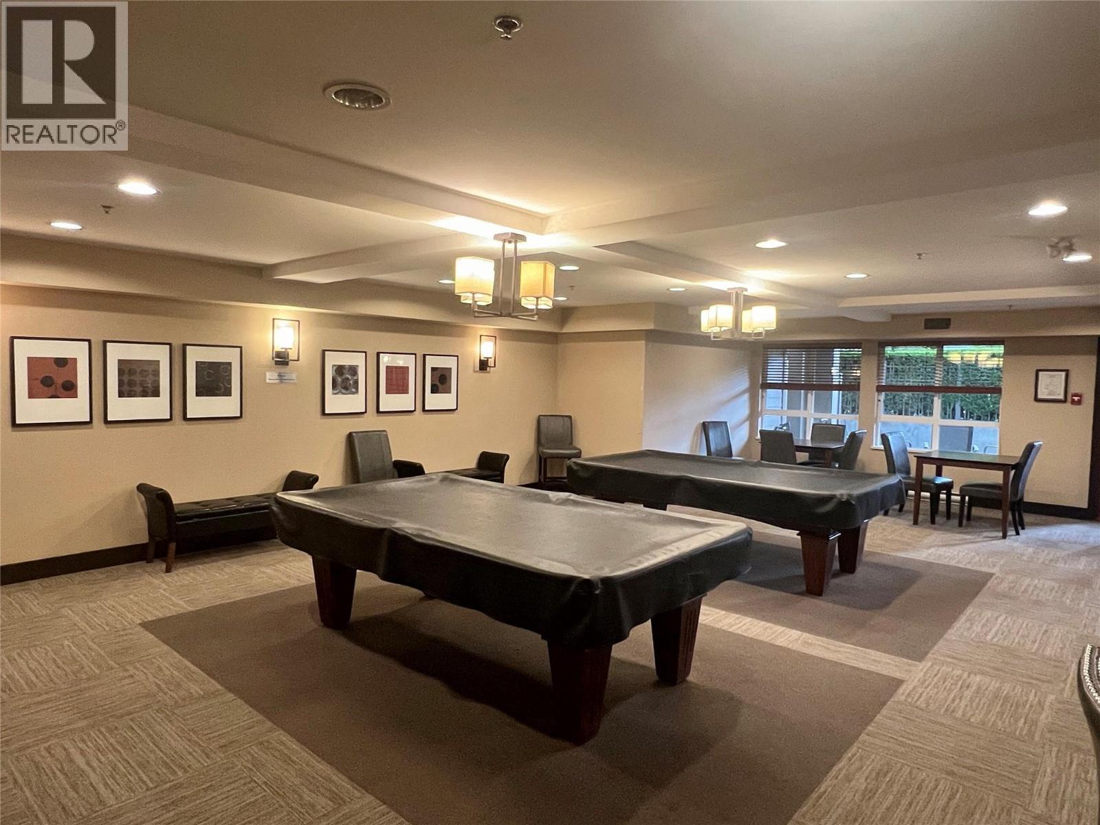 1075 Sunset Drive Unit# 1803, Kelowna, BC - Indoor Photo Showing Other Room