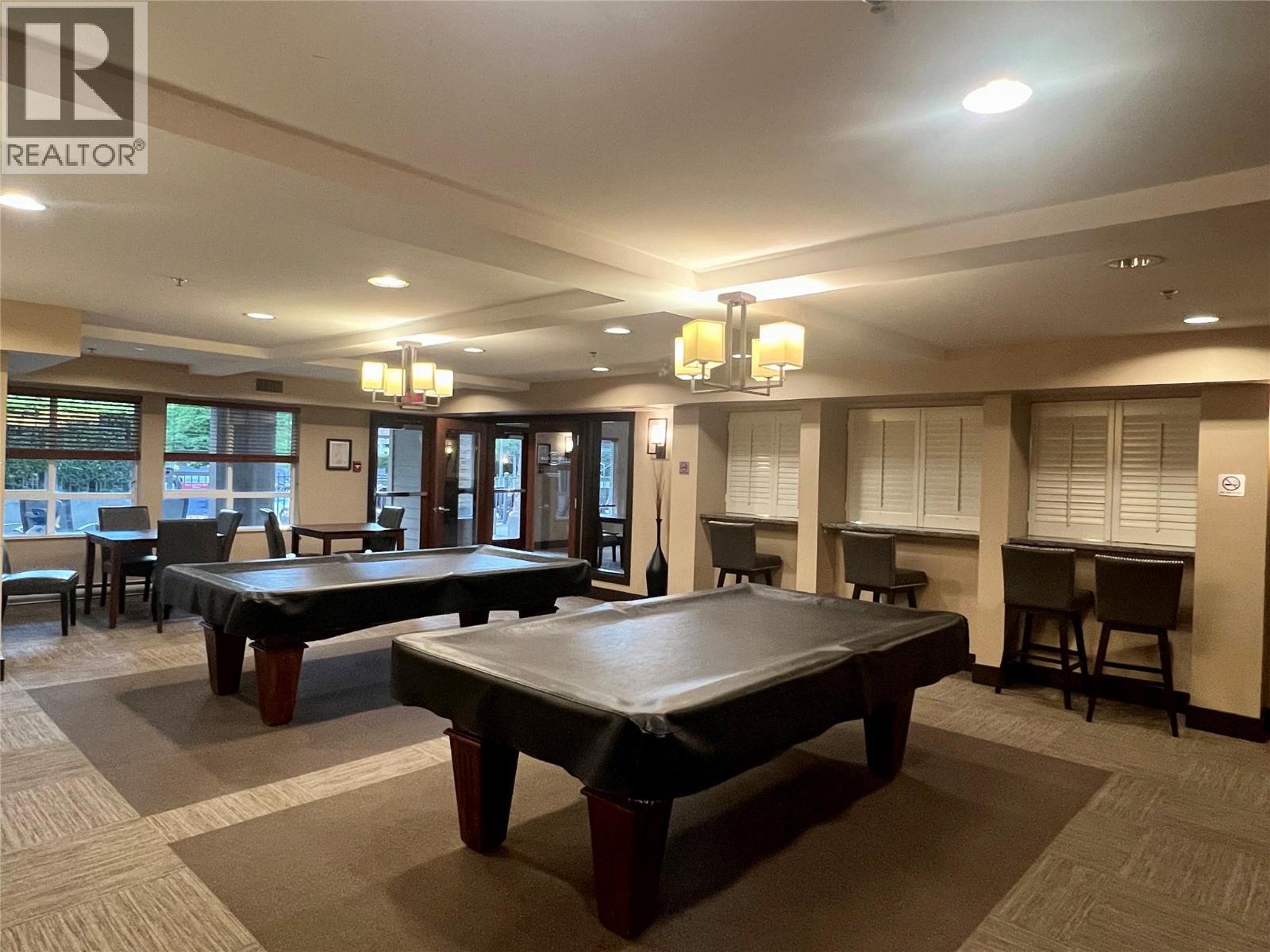 1075 Sunset Drive Unit# 1803, Kelowna, BC - Indoor Photo Showing Other Room