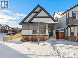3 Hillcrest Close E Airdrie, AB T4B 4T9