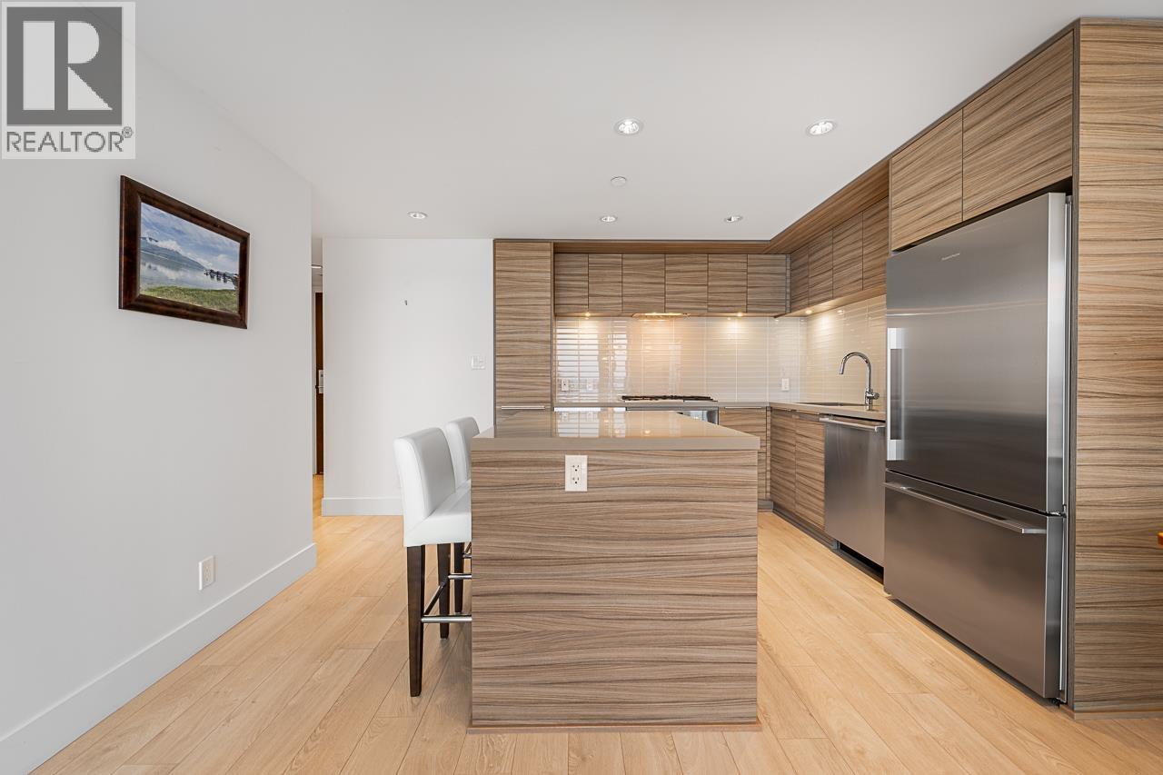 2106 1550 Fern Street, North Vancouver, BC - Indoor