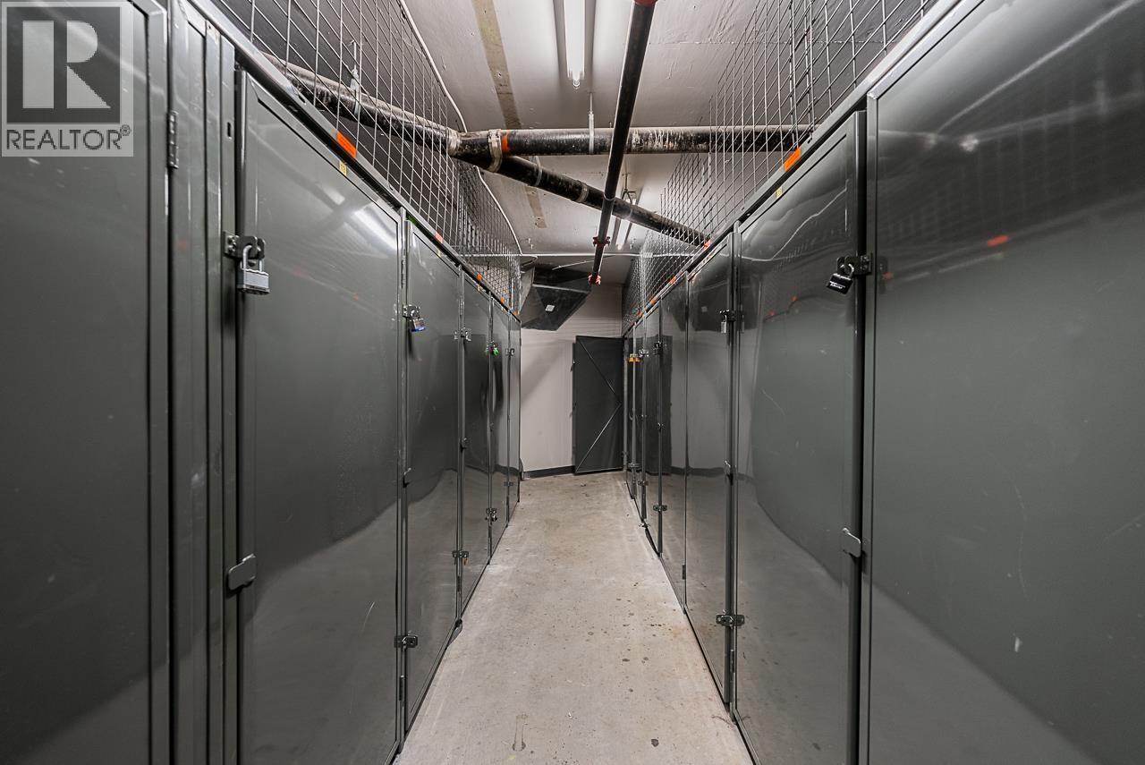 2106 1550 Fern Street, North Vancouver, BC - Indoor