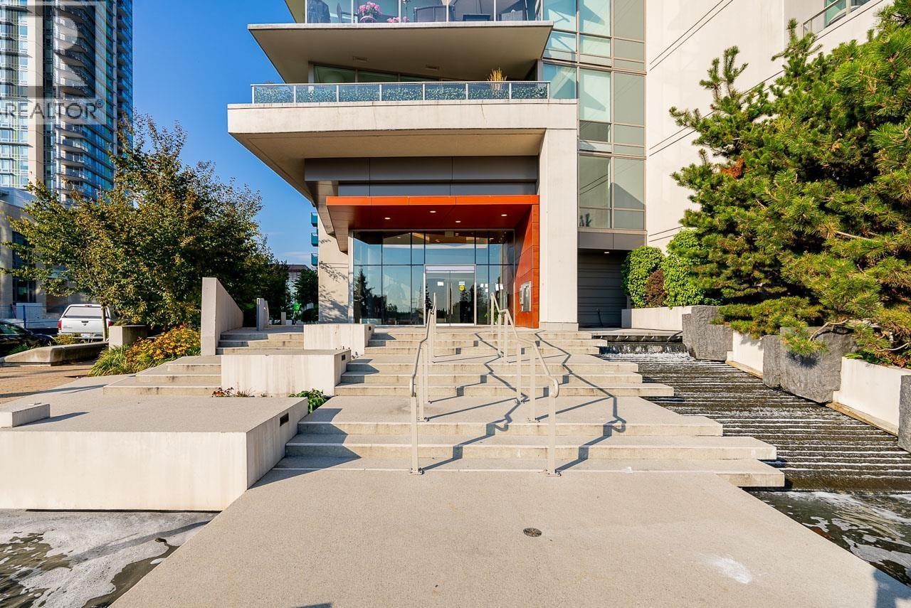 2106 1550 Fern Street, North Vancouver, BC - Outdoor With Balcony