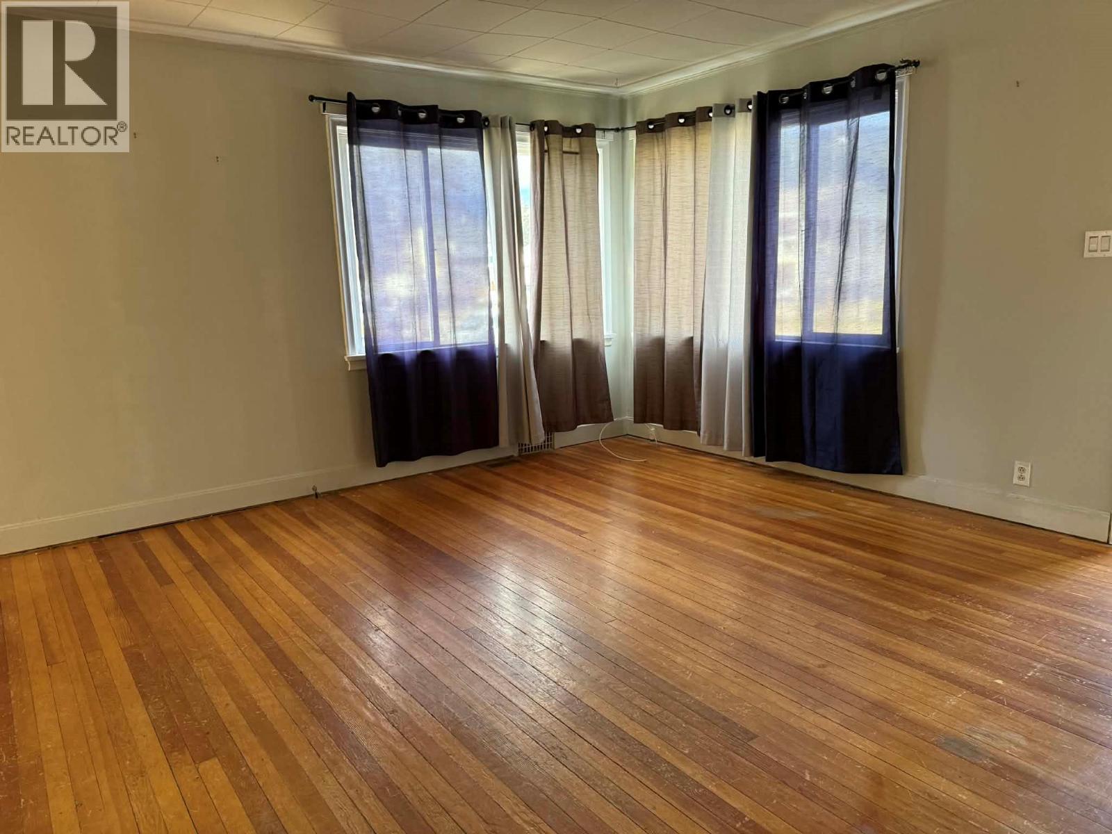 168 Crescent Street, Castlegar, BC - Indoor Photo Showing Other Room