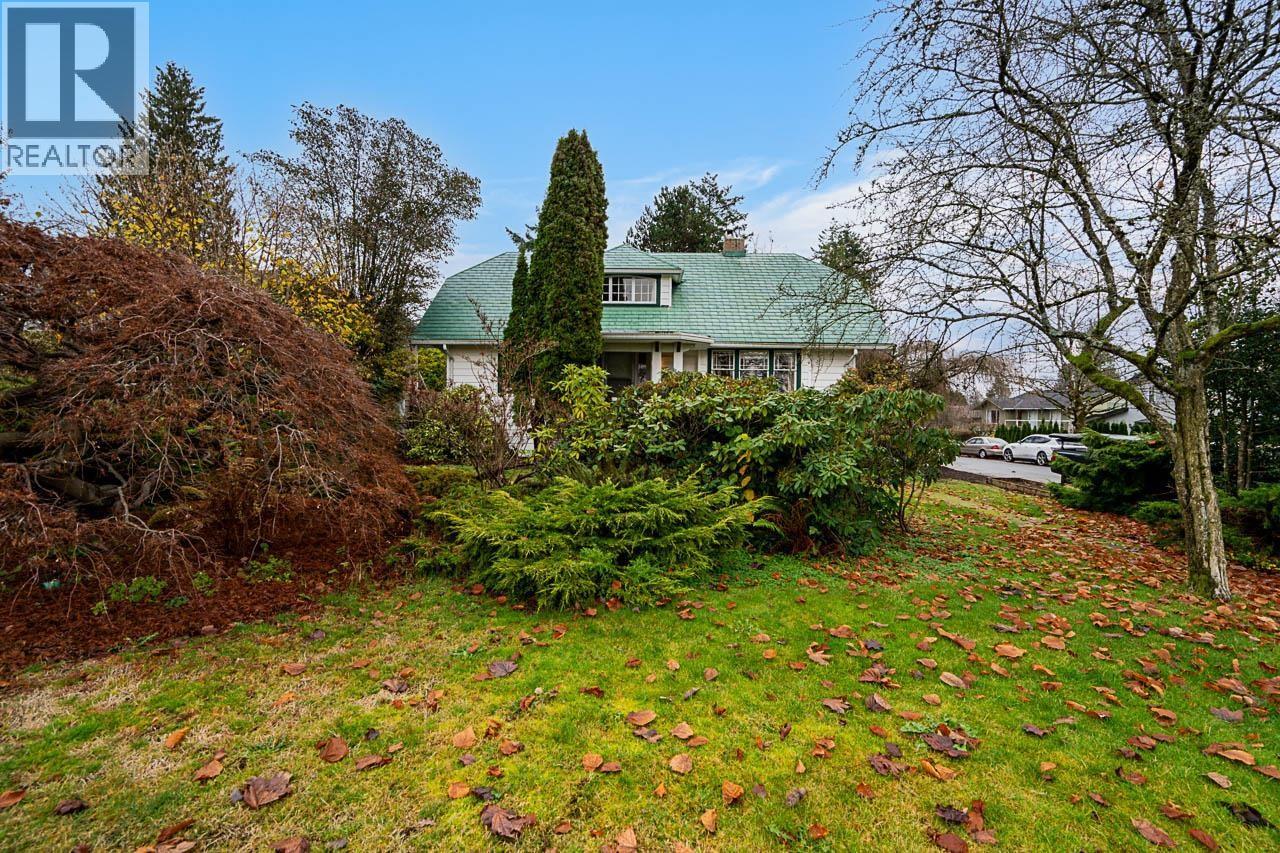 1204 Grand Boulevard, North Vancouver, BC - Outdoor