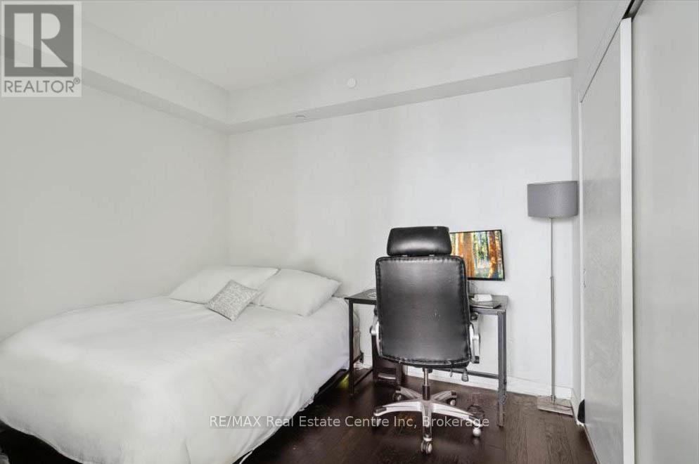 4005 - 21 Widmer Street, Toronto (Waterfront Communities), ON - Indoor Photo Showing Bedroom