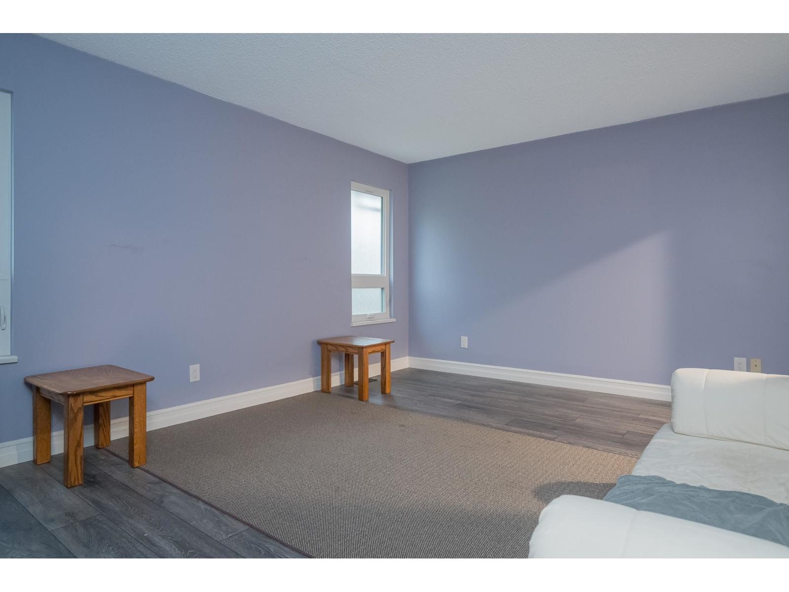 10037 158A Street, Surrey, BC - Indoor