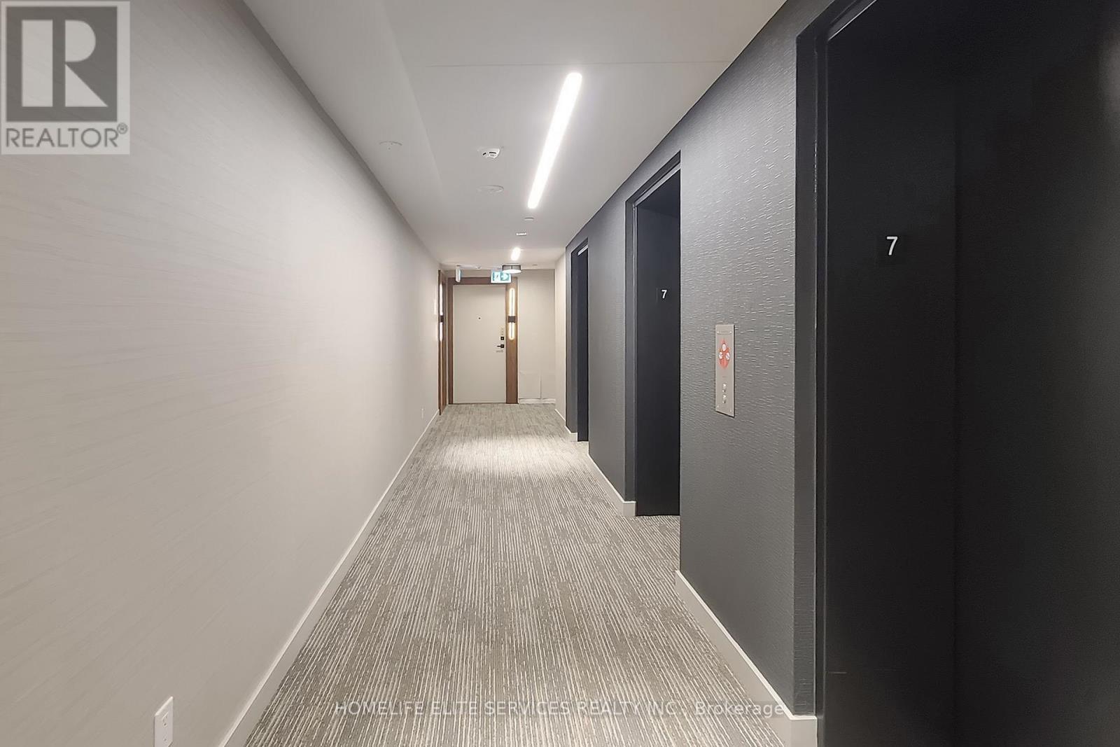 703 - 327 King Street W, Toronto, ON - Indoor Photo Showing Other Room