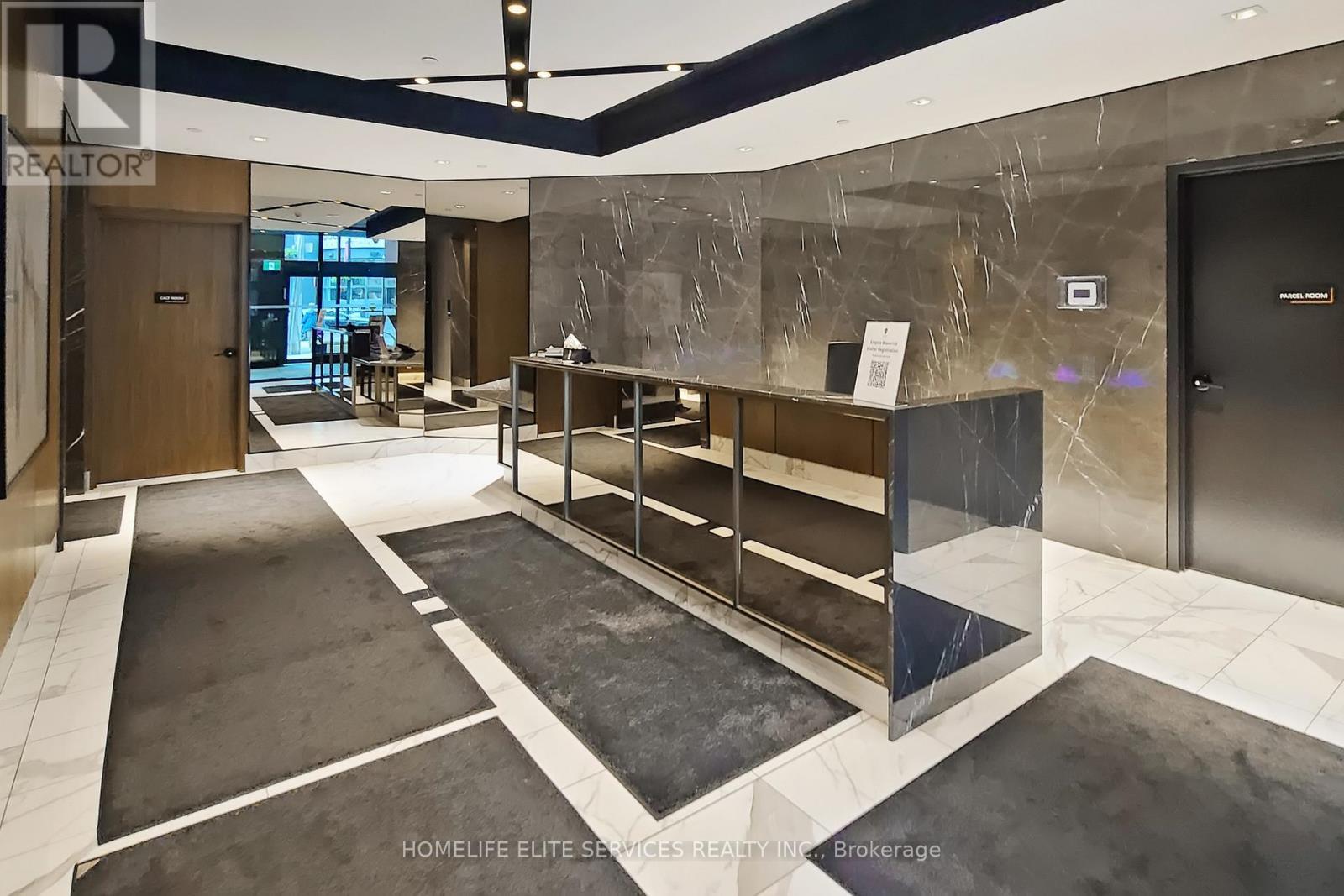 703 - 327 King Street W, Toronto, ON - Indoor Photo Showing Other Room